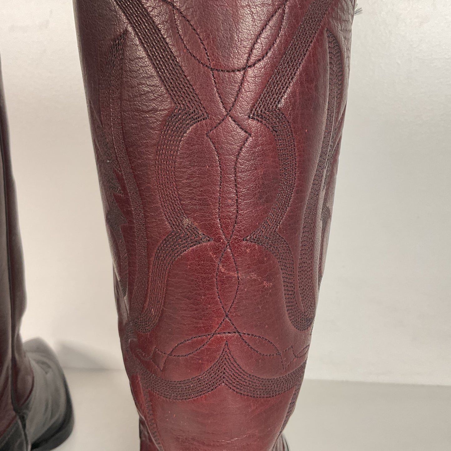 Vintage Justin Buffalo Calf Cowboy Boots | USA Made | Black Cherry | Men’s 10 D