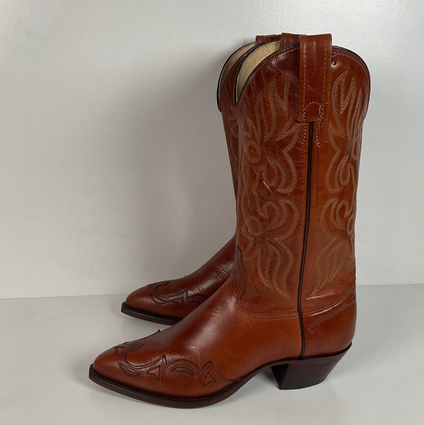 Vintage J. Chisholm Cowgirl Boots | Wingtip | USA made | Brown | Women’s 6.5