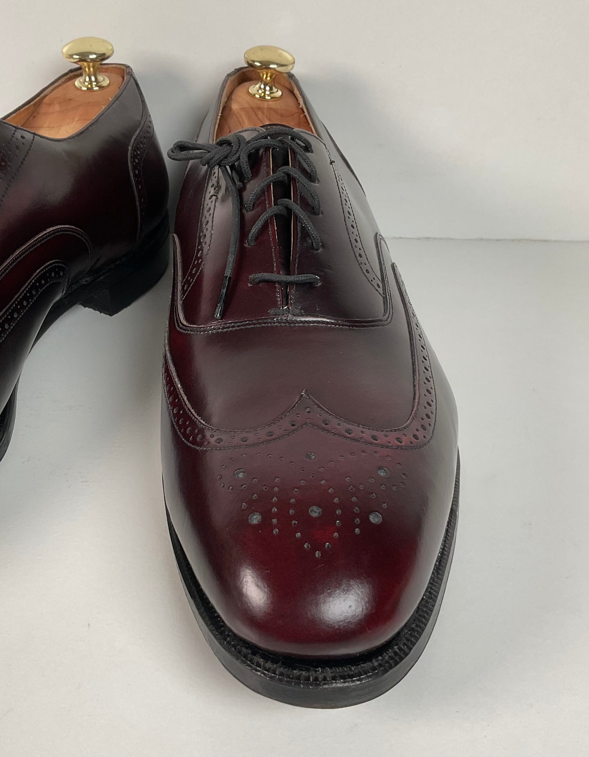 Vintage Johnston Murphy Profiles | Brogue Oxford Shoes | USA Made | Men’s 13 D