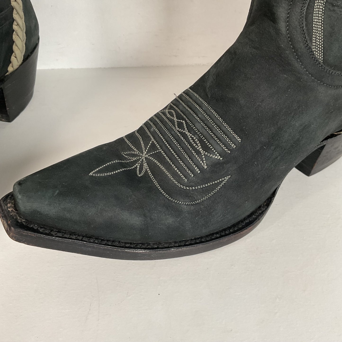 Liberty Handmade Cowgirl Boots | Nubuck Suede | Braided | Women’s 8 B