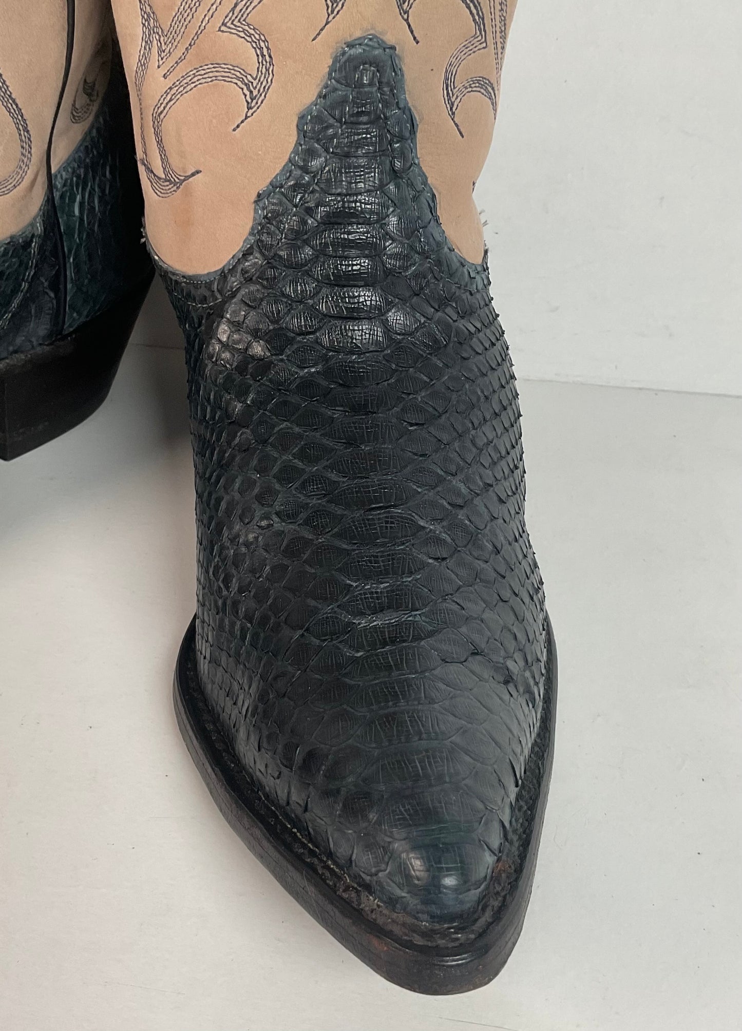 Vintage Tony Lama Python Snakeskin Cowgirl Boots | Dark Blue | Women’s 8 M