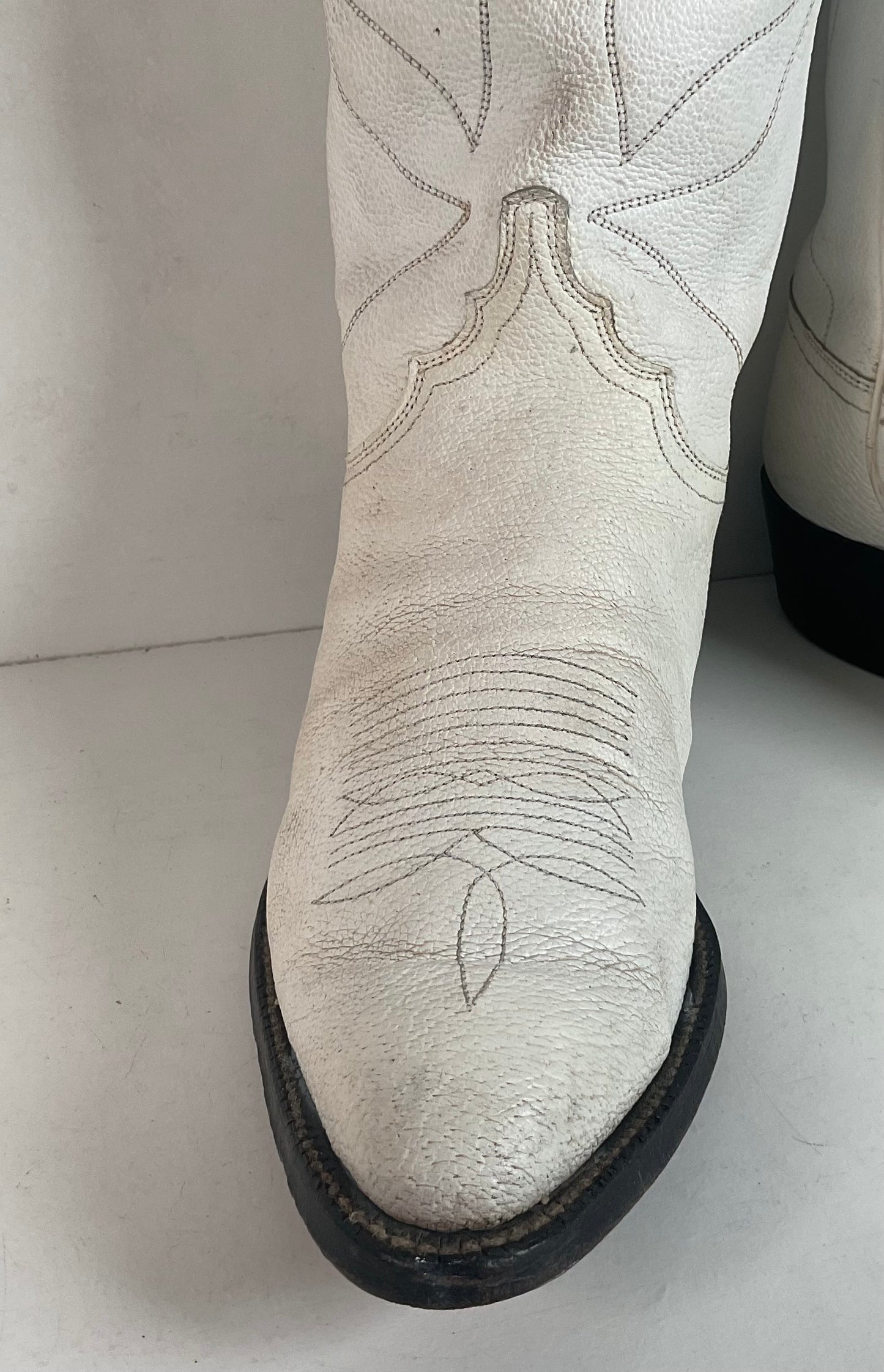 Vintage Justin White Label Cowboy Boots | USA Made | Men’s 9.5 D