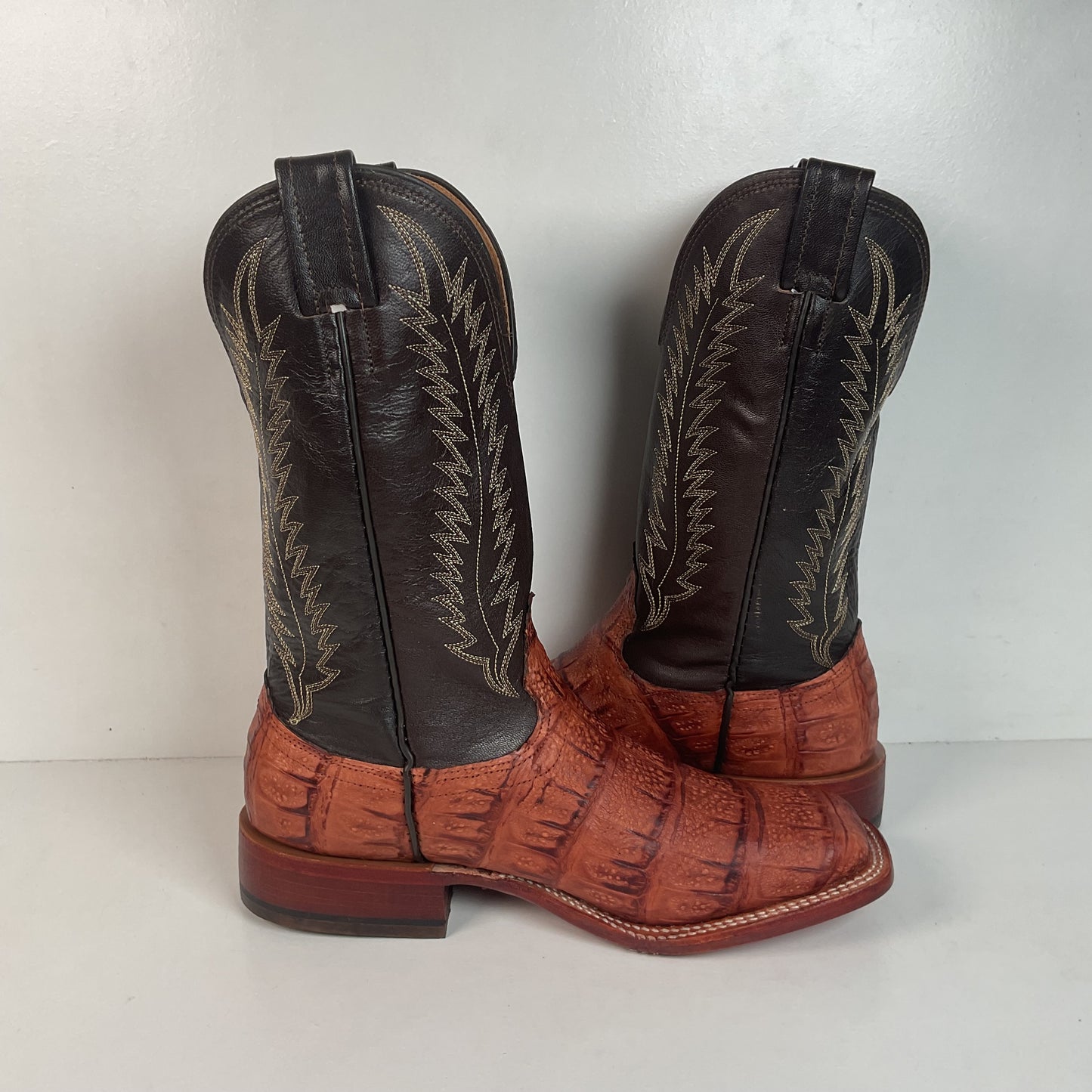 Fenoglio Large Scale Crocodile Cowboy Boots 8.5 E USA Made Exotic Factory Second