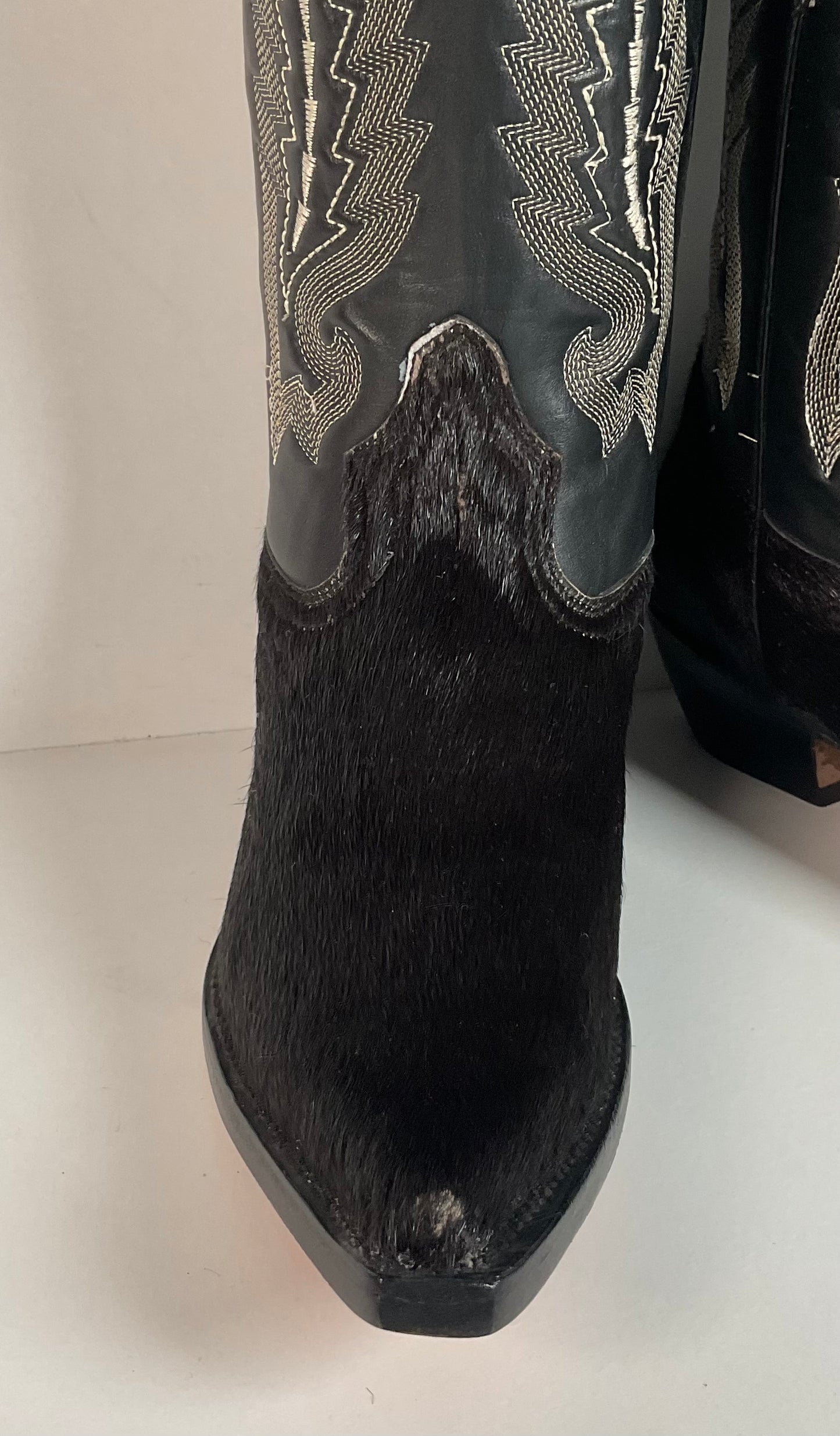 Pony Hair on Cowhide Cowgirl Boots | Black | Women’s 7.5