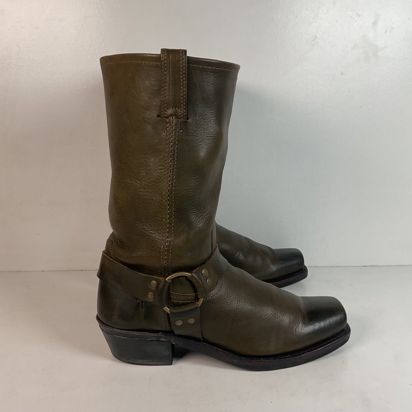 Women’s Frye 12 R Harness Boots 11 M Olive Brown Retired
