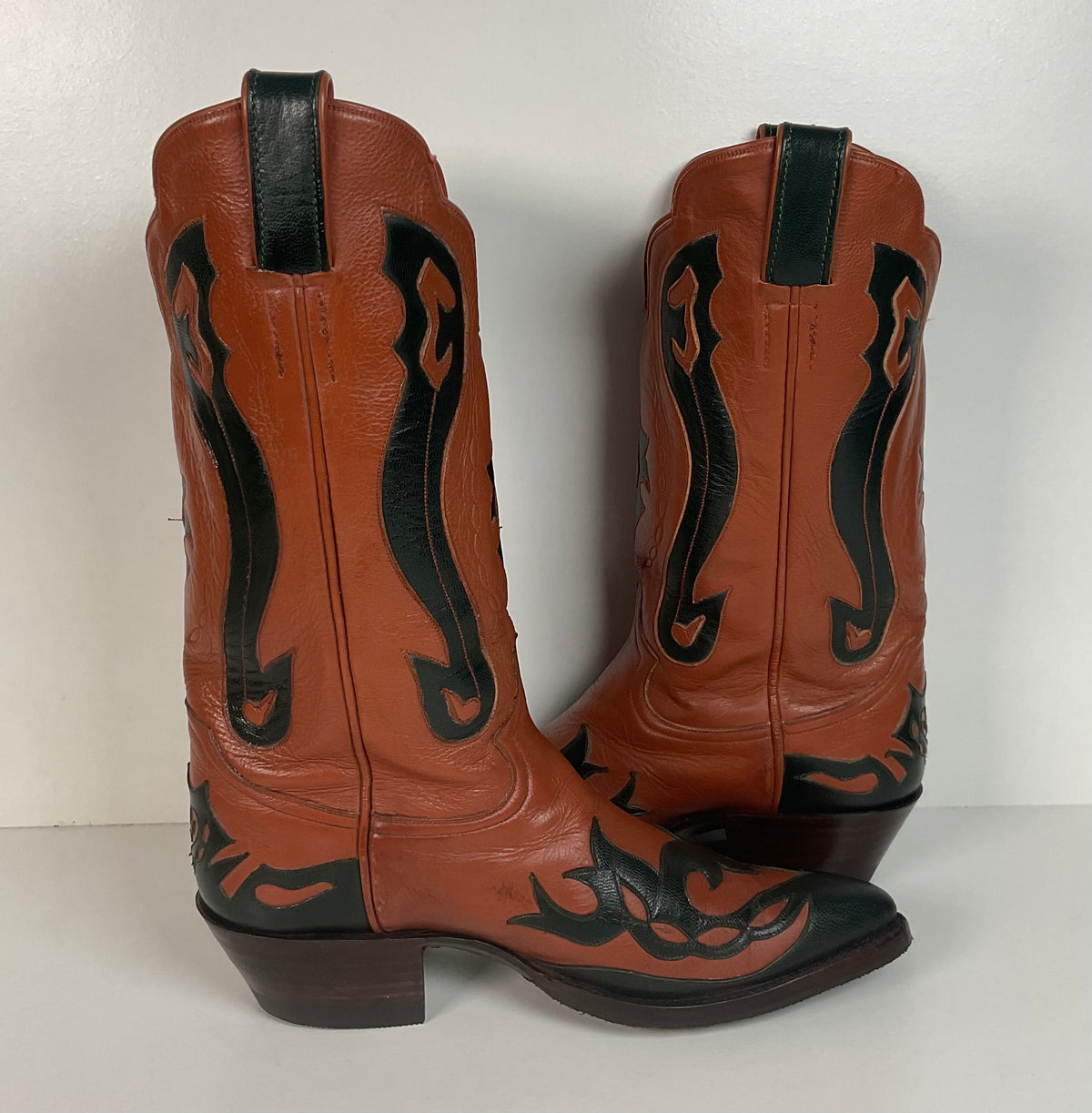 Vintage Caboots Wingtip Cowboy Boots | Tooled Inlays | Men’s 8 | Women’s 9