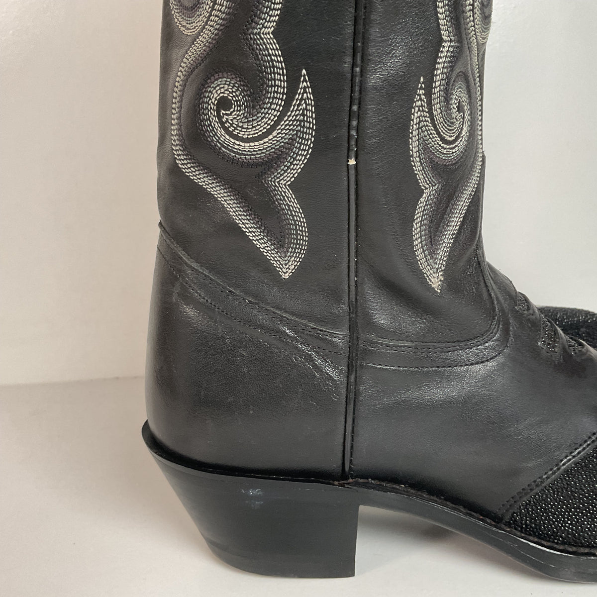 Harley Davidson Stingray Cowgirl Boots | Exotic | Tooled Inlay | Women’s 8 M