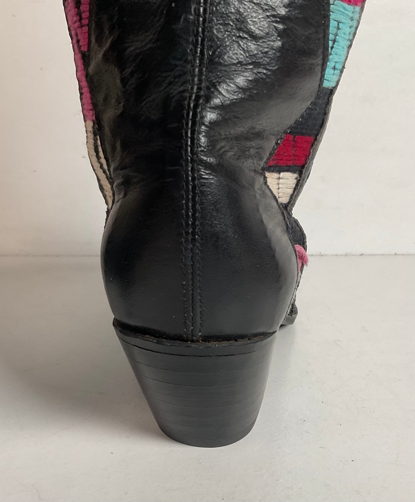 Tony Lama’s Hyer Cowgirl Boots 8 C Southwestern Aztec Woven Inlays