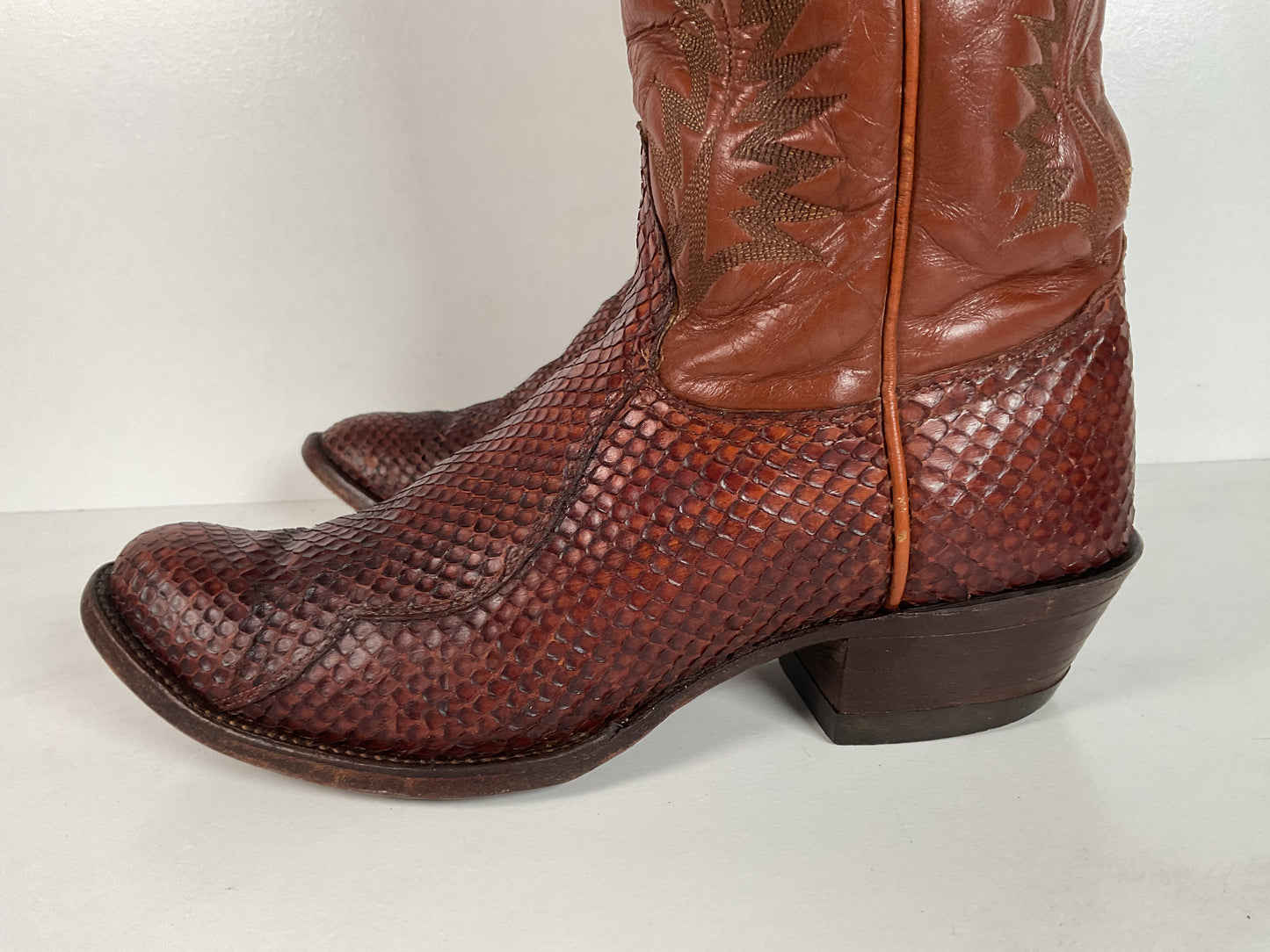 Tony Lama Anaconda Cowboy Boots | Exotic Snakeskin | Thrashed | Gold Label | 9.5