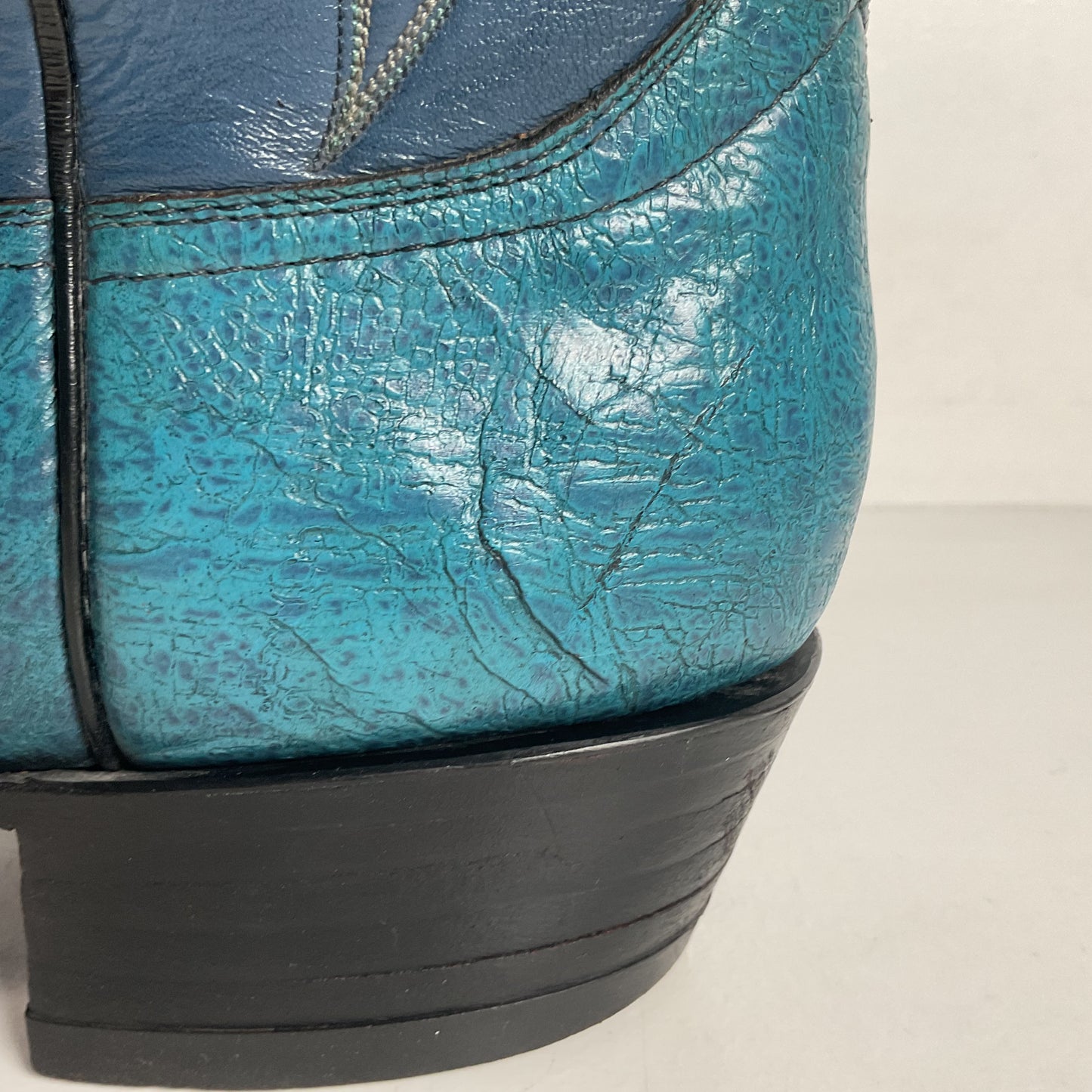 Vintage Hondo Antelope Cowboy Boots | Exotic | Powder Blue | Men’s 11 D