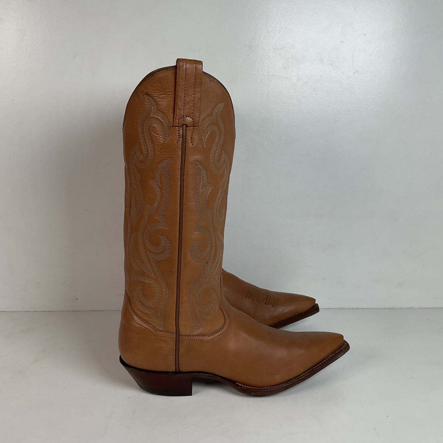 Vintage Sanders Cowgirl Boots 6.5 B Snip Toe Hand Crafted