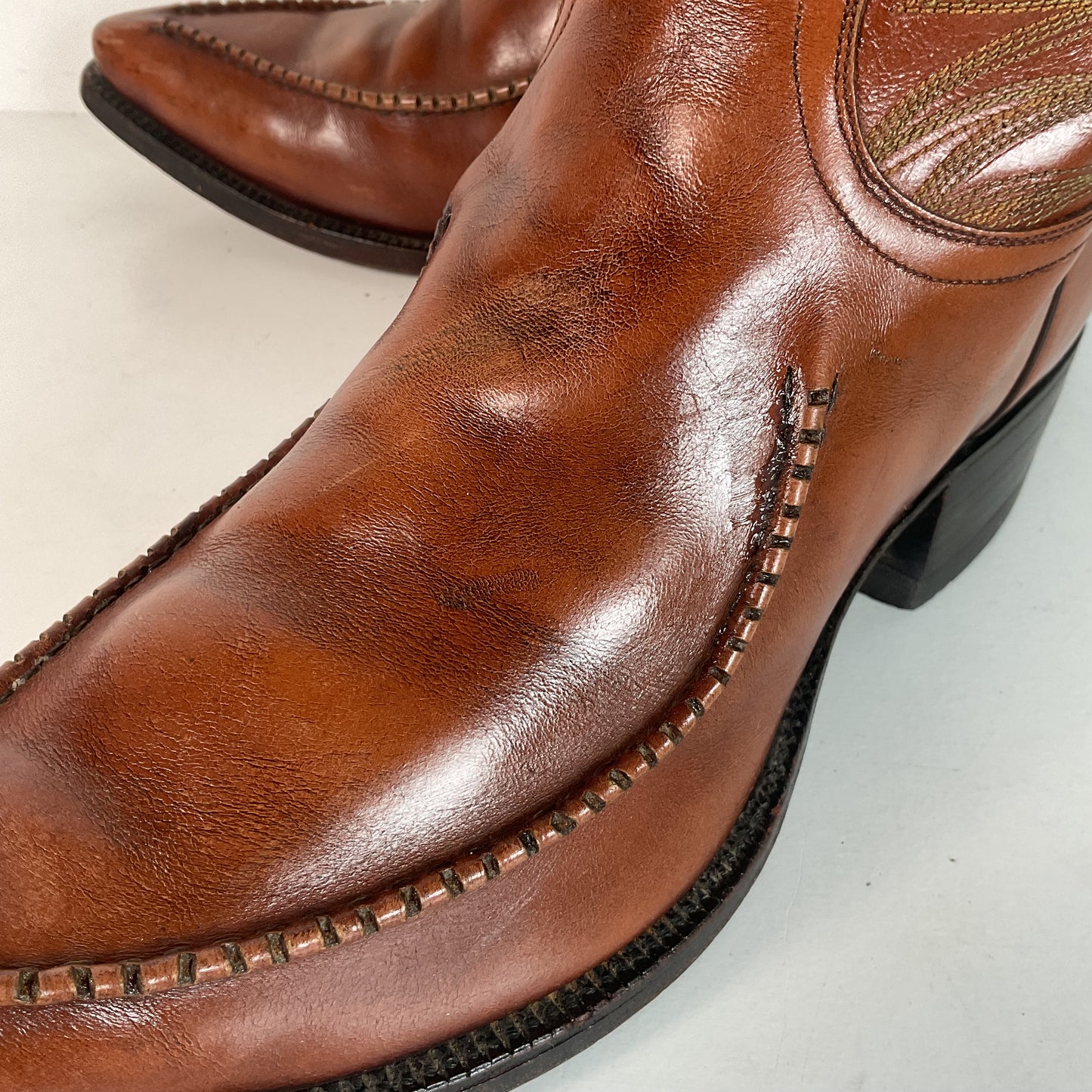 Vintage 1970s Dan Post Whip Stitch Cowboy Boots 9 D Stove Pipe