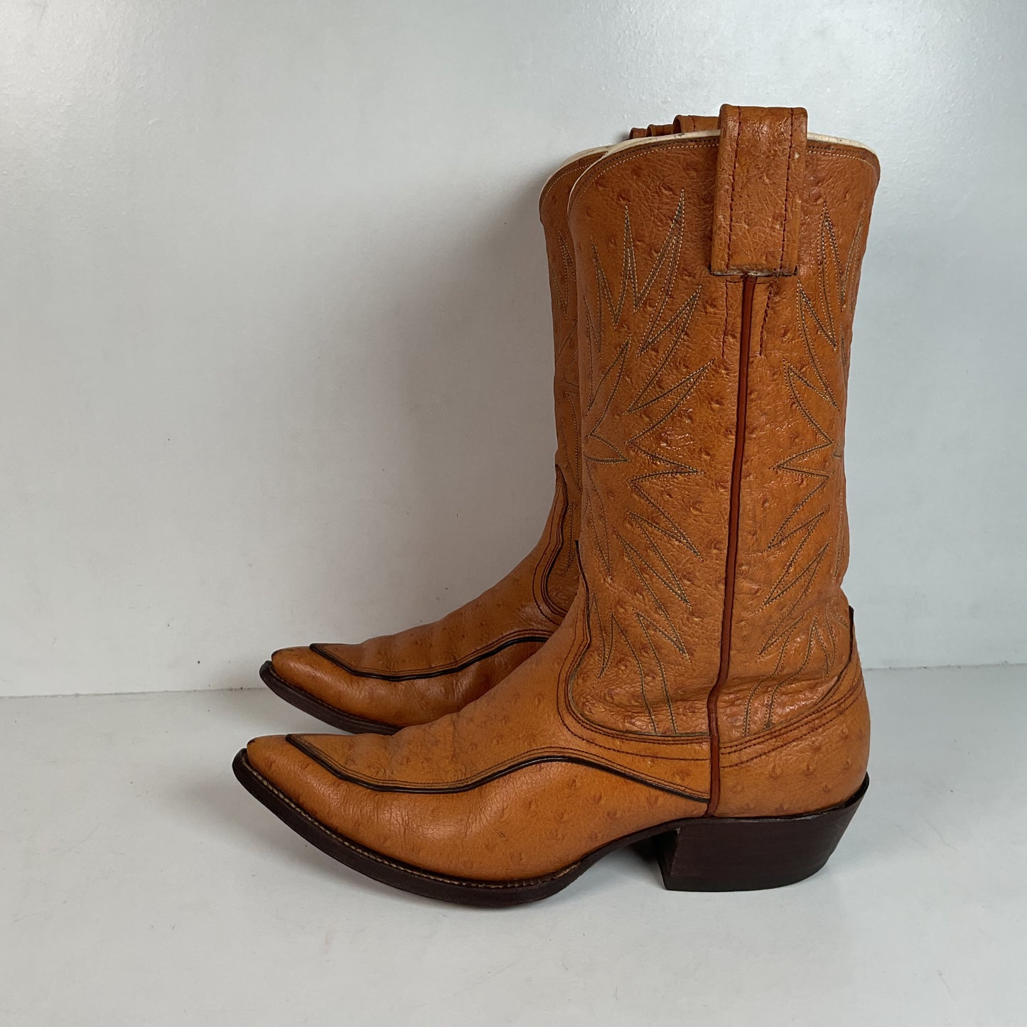 Vintage 1960s Nocona “The Astro” Cowboy Boots 9 D Full Ostrich Calf Exotic
