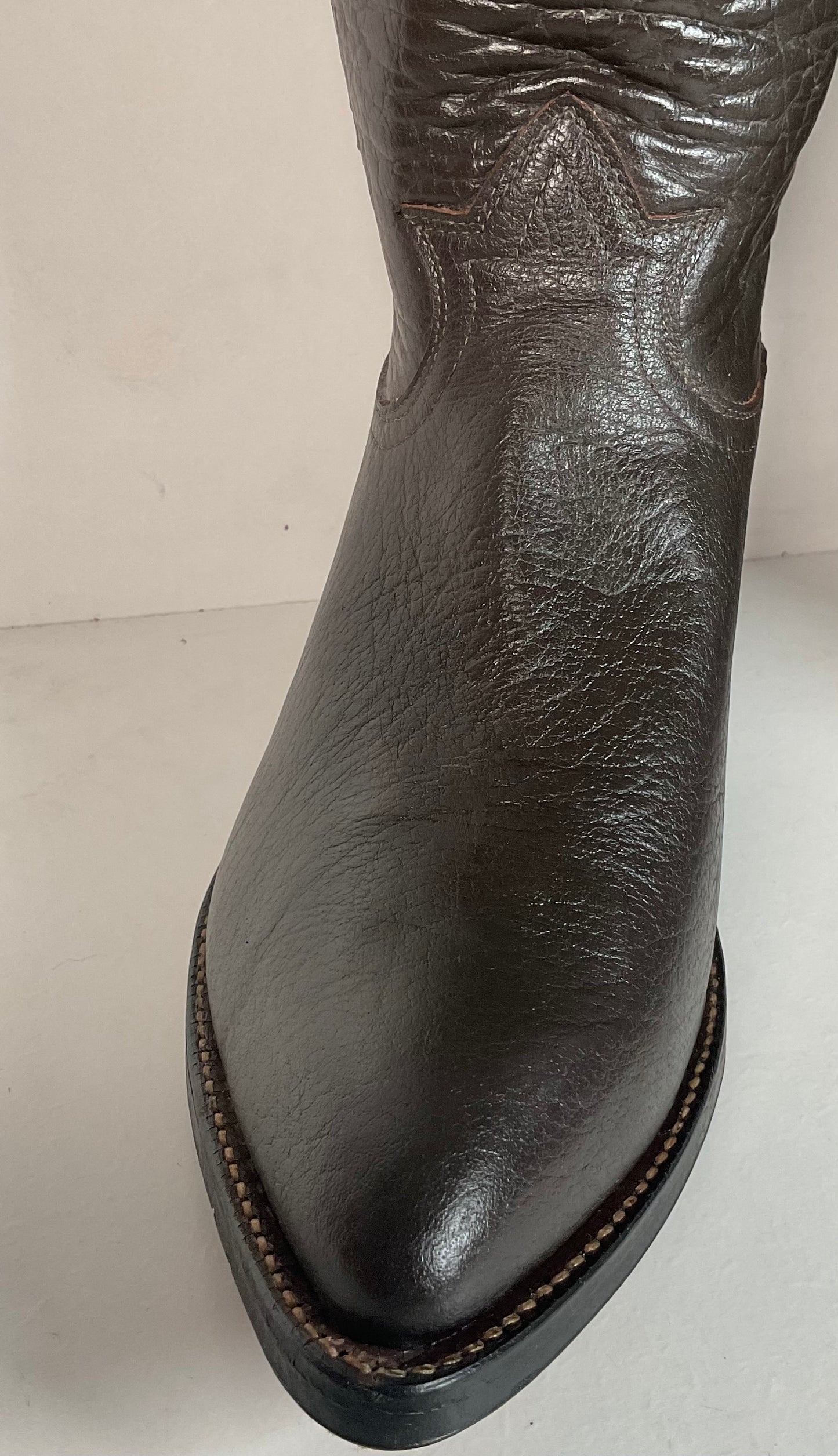 Vintage 1960s Tony Lama Water Buffalo Cowboy Boots 10 E Exotic Gold Label
