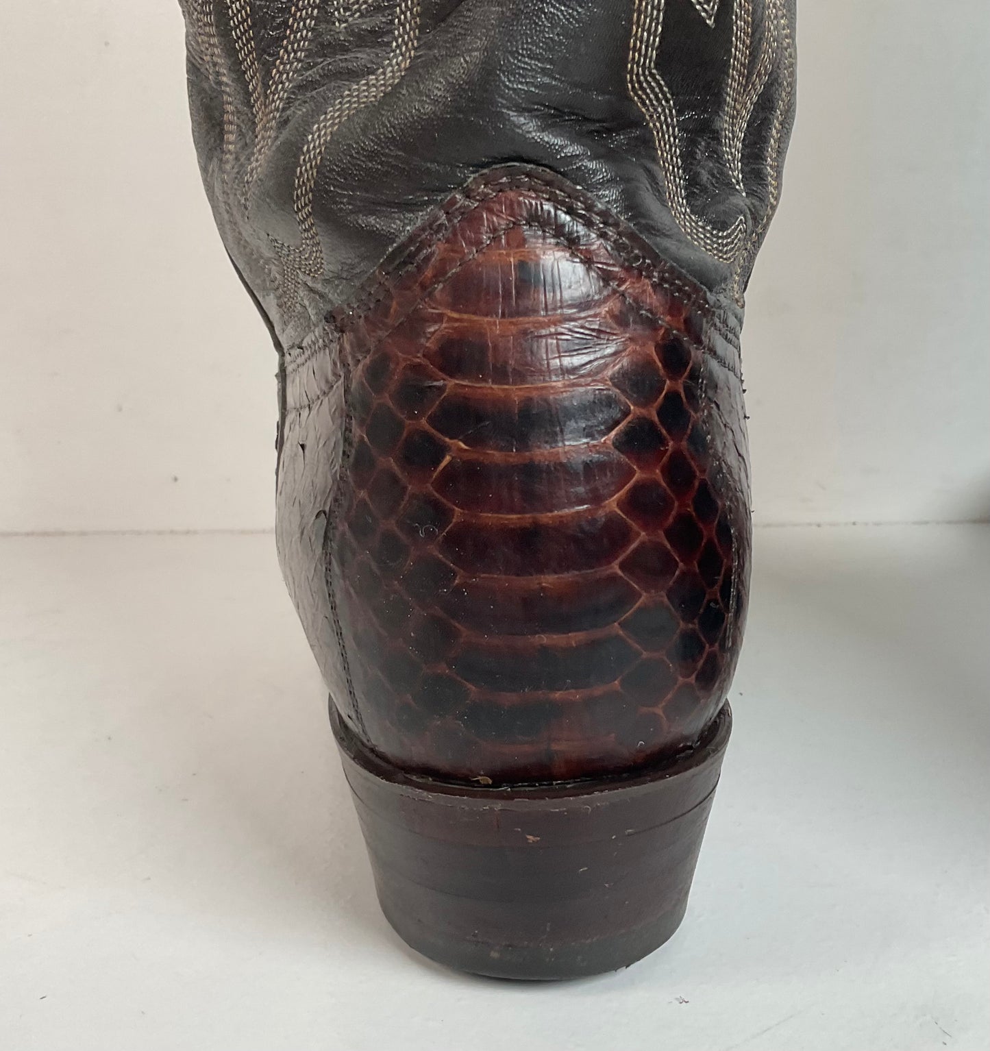 Vintage Texas Imperial Cowboy Boots 9.5 D Python Snakeskin Back Cut