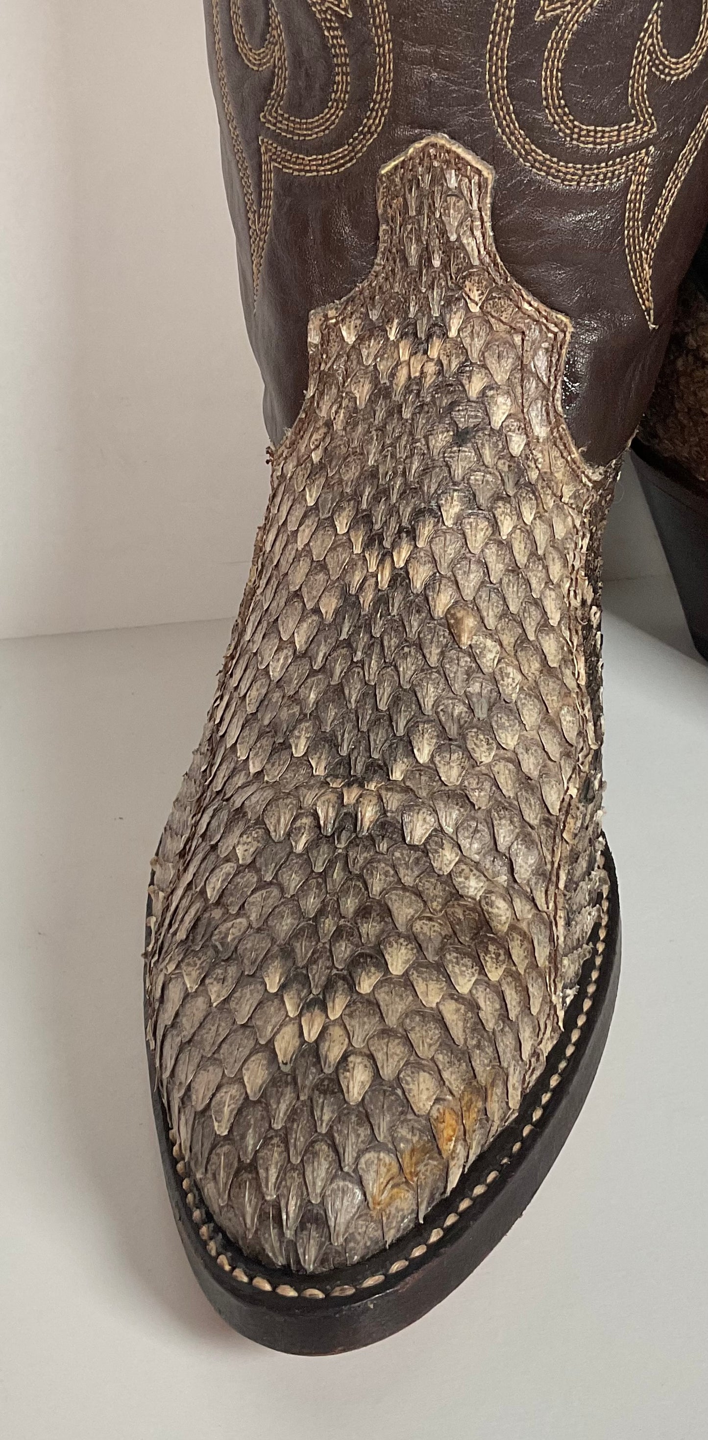 Vintage Dingo Acme Diamondback Rattlesnake Cowboy Boots 8 D USA Made Snakeskin