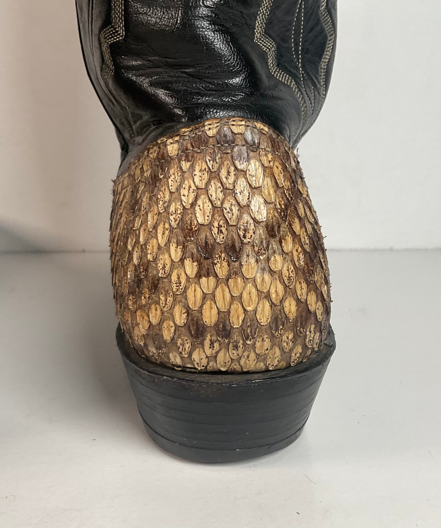 Diamondback Rattlesnake Cowboy Boots | Custom Made | Collar Overlay | Men’s 10 B