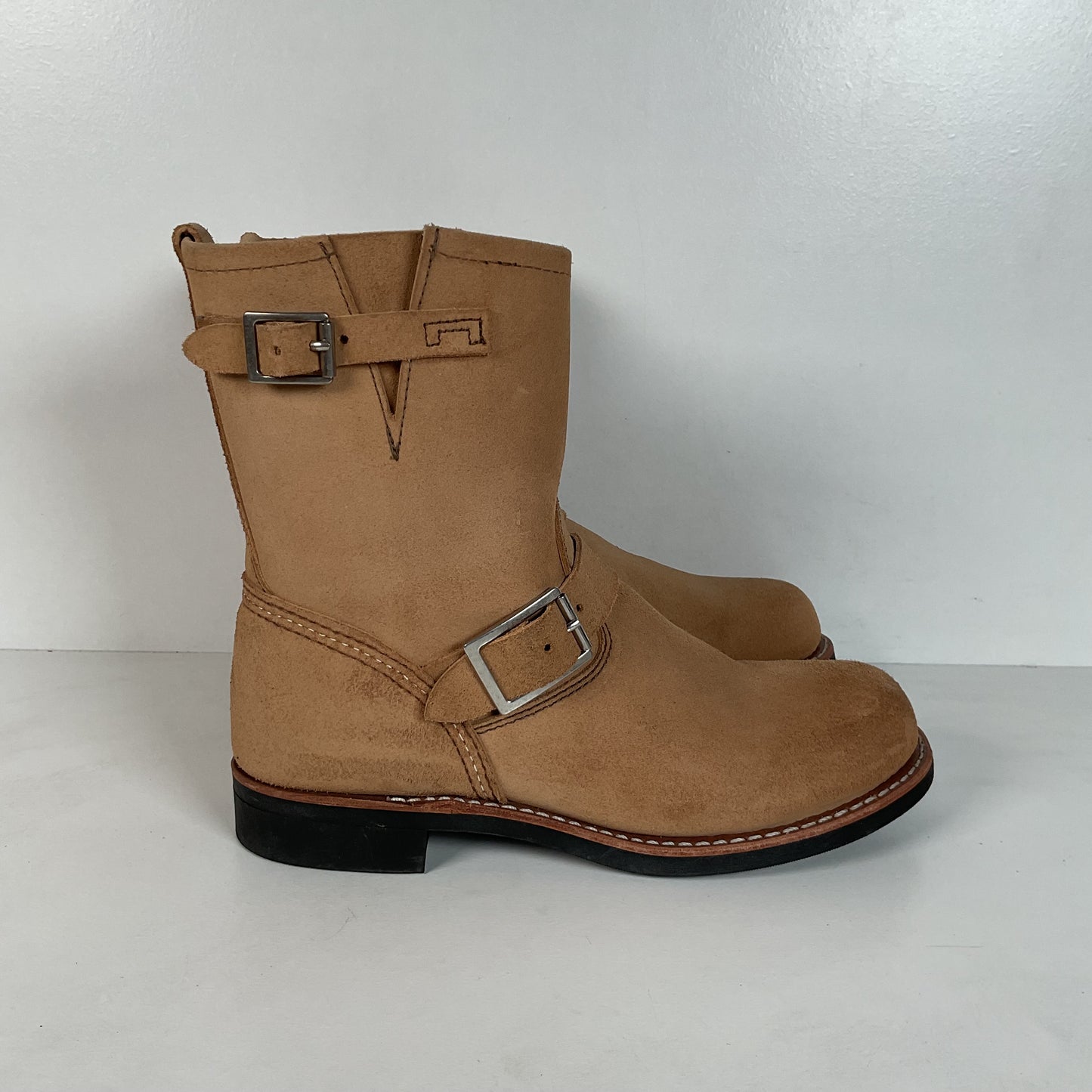 Red Wing Suede Engineer Boots | Rough Out | Sand Mojave | Women’s 8 B