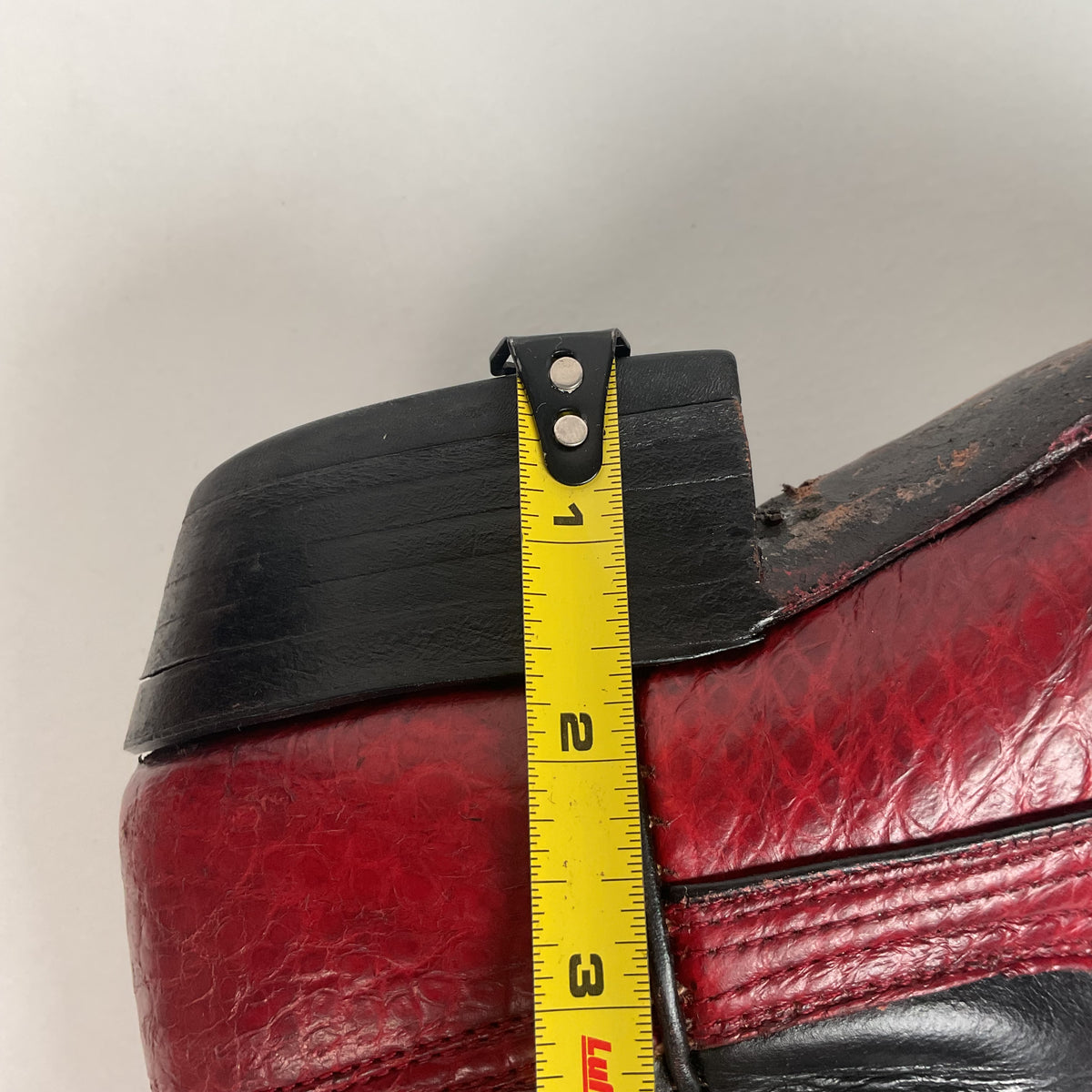 Vintage Cowtown Algonquin Toe Cowboy Boots | Pre-Ban Sea Turtle | Red | Men’s 8 D