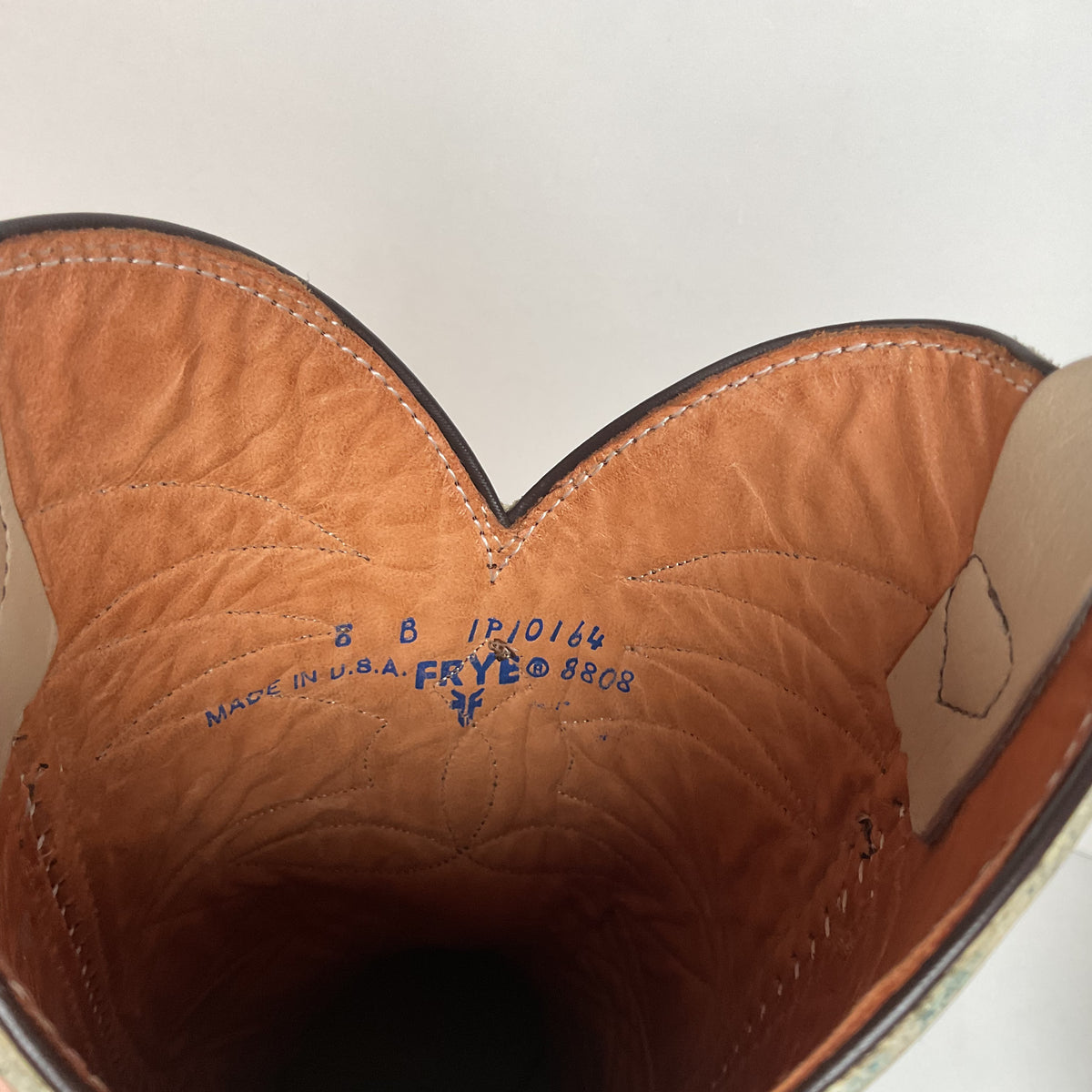 Vintage Frye Cowgirl Boots | Original Box | Alabaster | Women’s 8 B