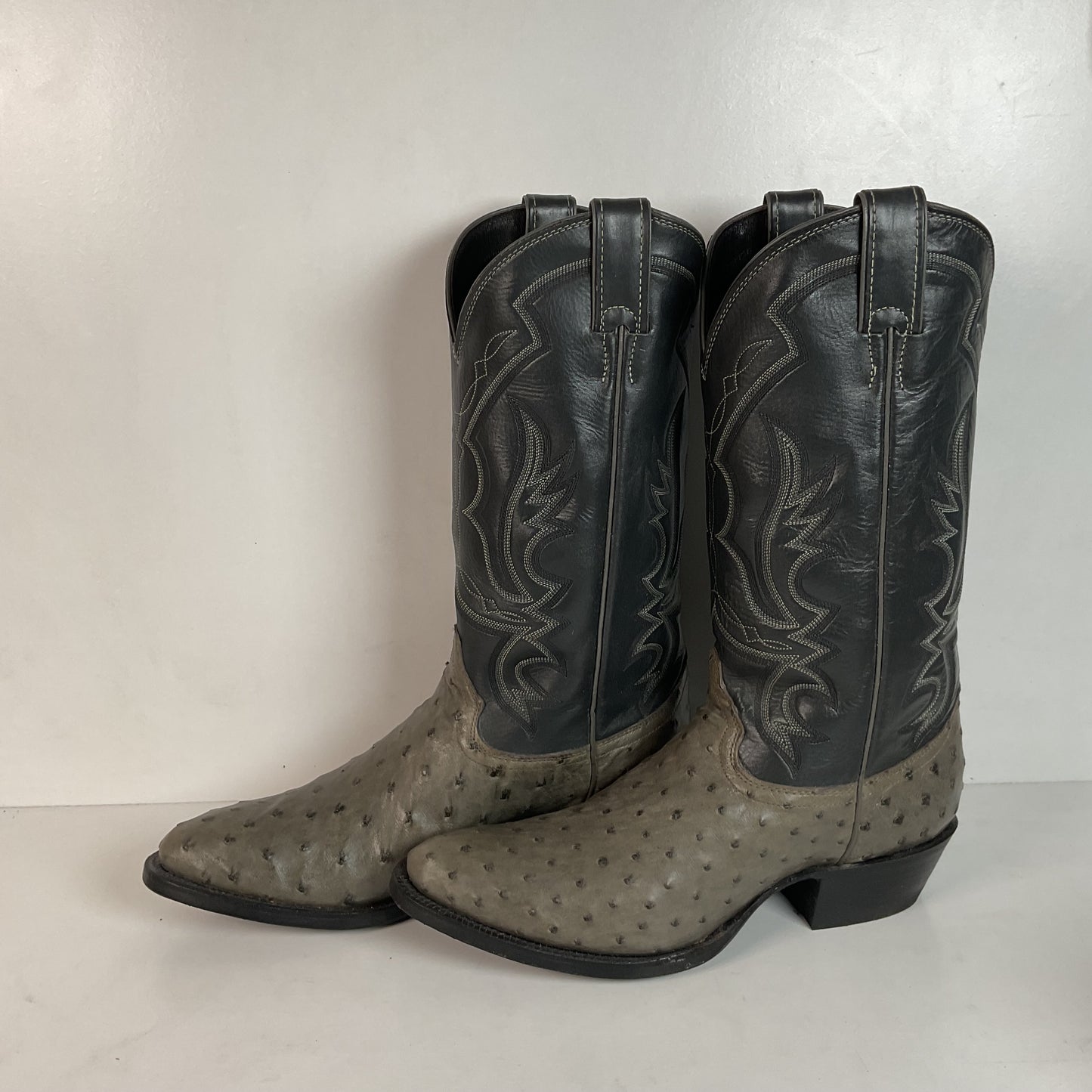 Vintage Justin Grey Ostrich Quill Cowboy Boots 9.5 D Exotic USA Made