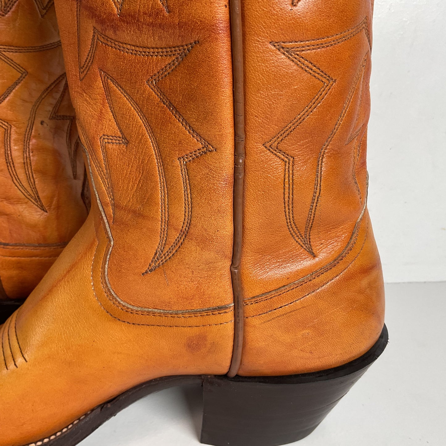 Vintage Buckaroo Cowgirl Boots 7.5 B Punchy Butterscotch