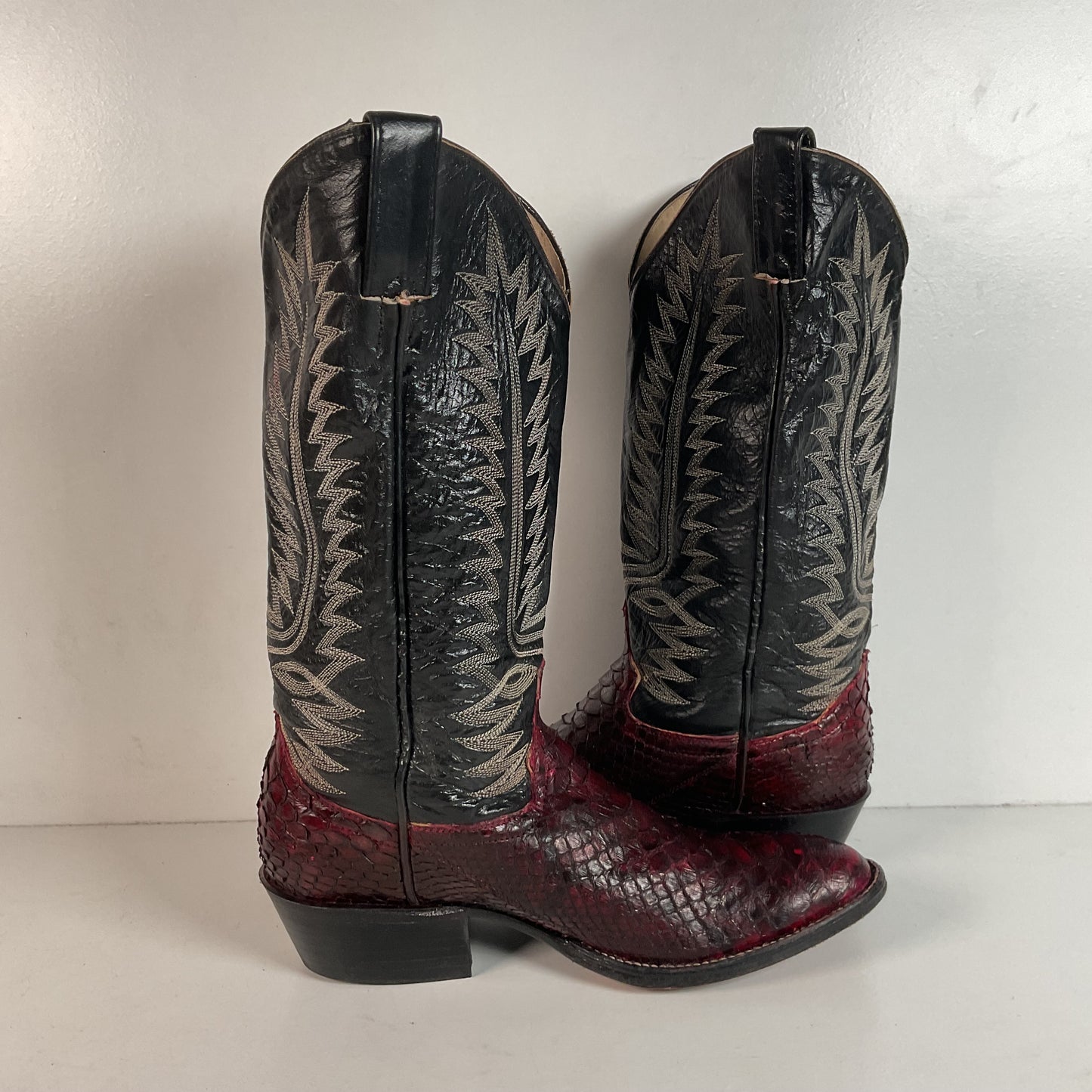 Python Snakeskin Cowboy Boots | Burgundy | Men’s 7 D | Women’s 8