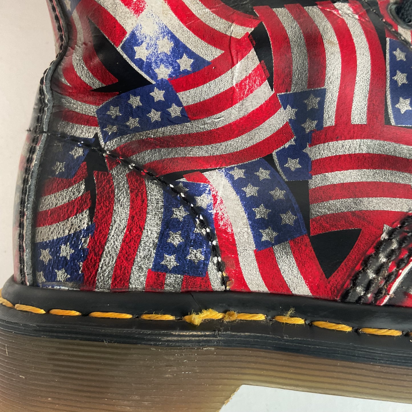 Vintage Dr. Marten 20-Eyelet American Flag Boots UK 6 | US Women’s 8