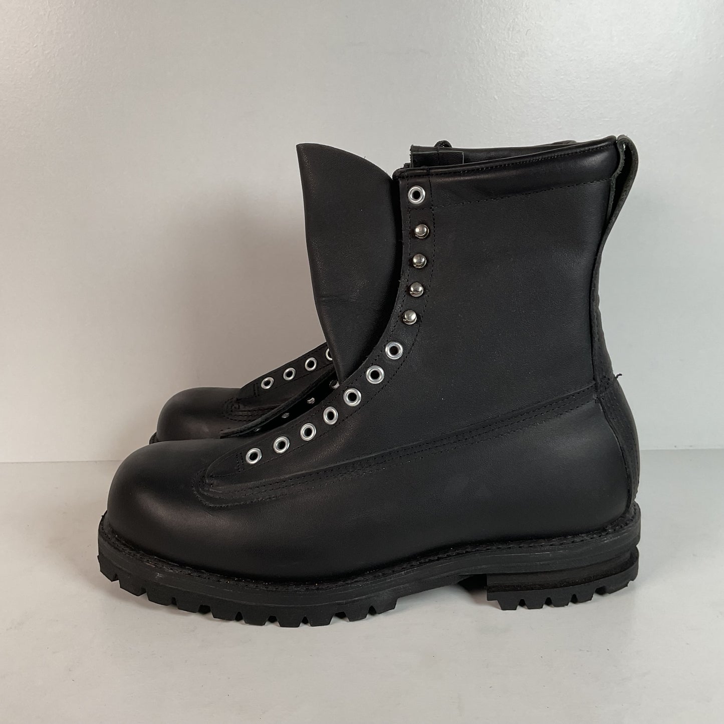 Golden Retriever Ski Mountain Boots | USA Made | DSCP | Insulated | 11.5 D