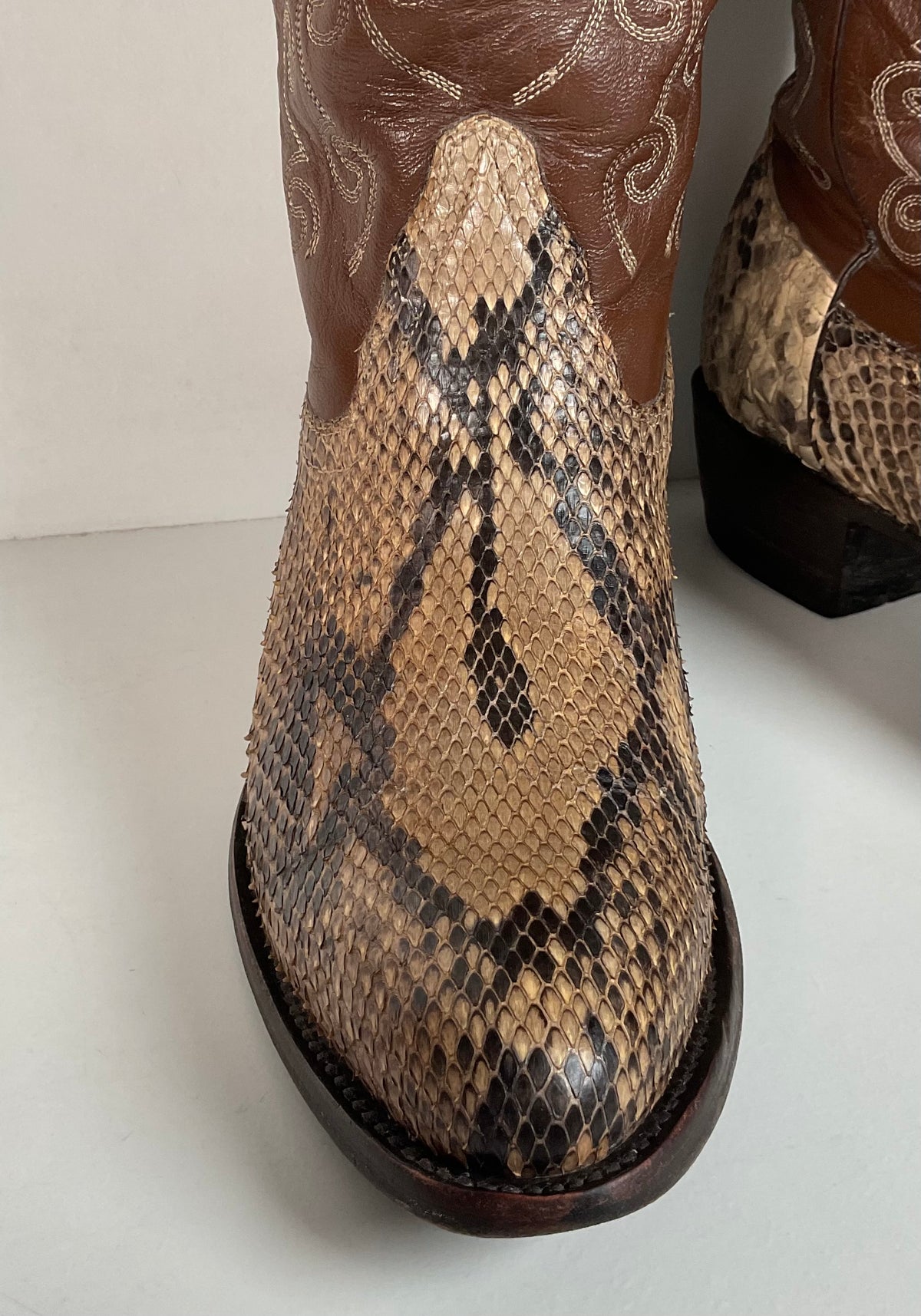 Vintage Longhorn Cowboy Boots | Python Snakeskin | Tooled Overlays | Men’s 9 D