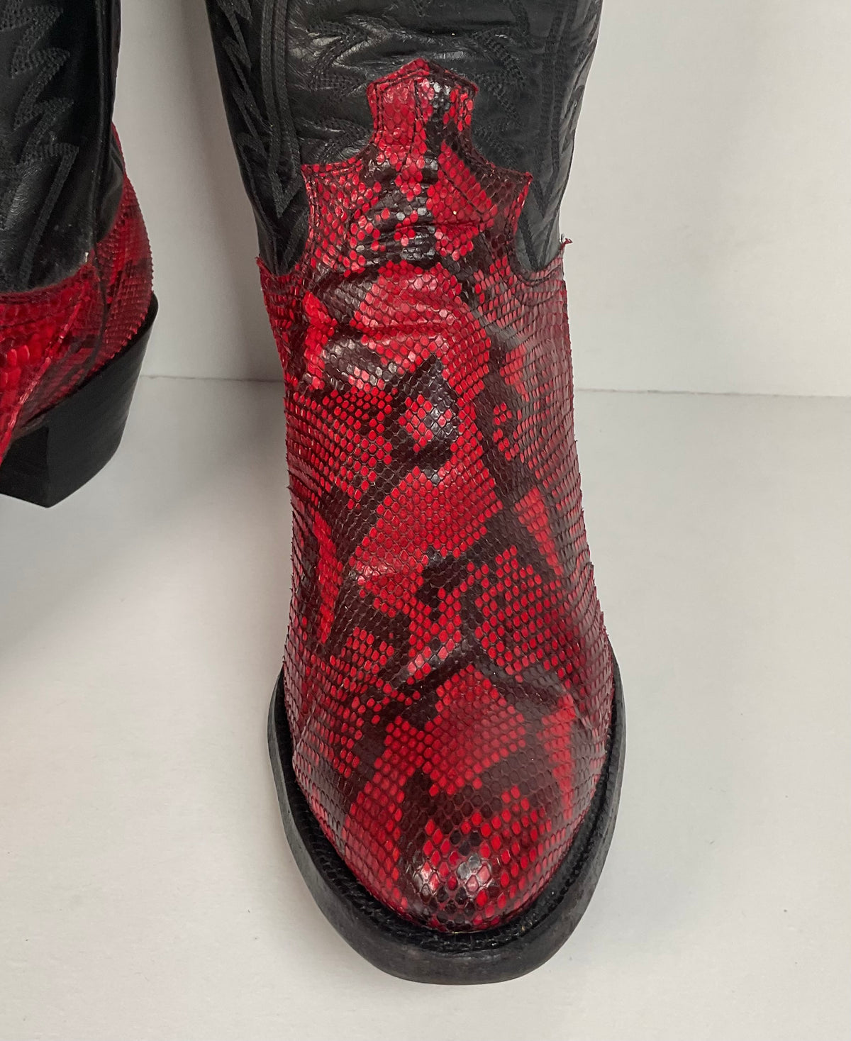 Vintage Justin Python Cowgirl Boots | Snakeskin | USA Made | Red | Women’s 7.5 B