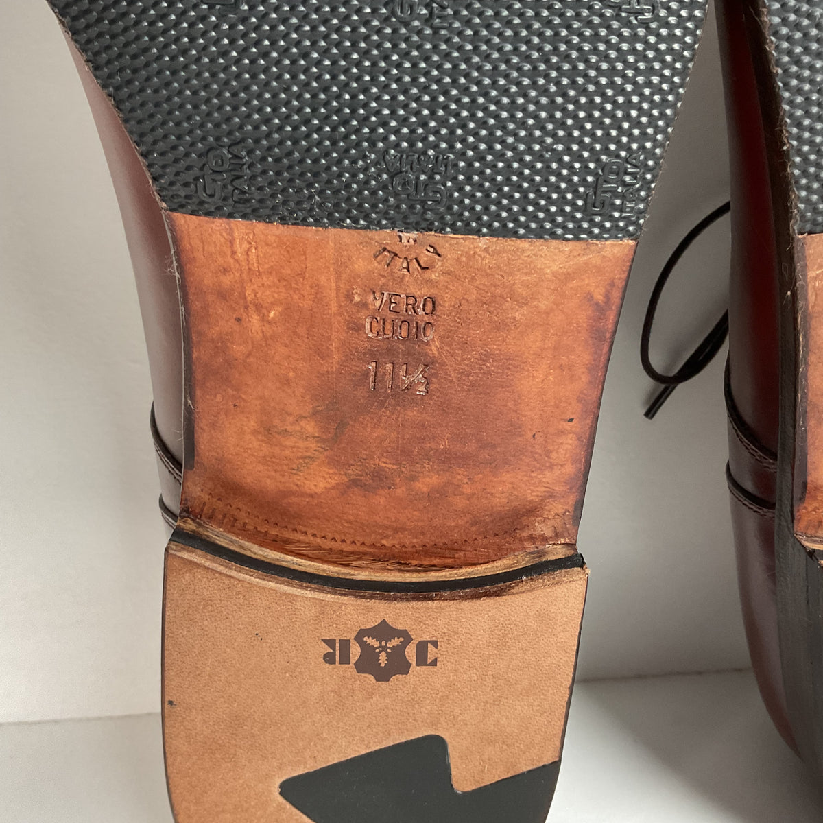 Santoni Classico | Split Toe Derby Shoes | Men’s 11.5 D