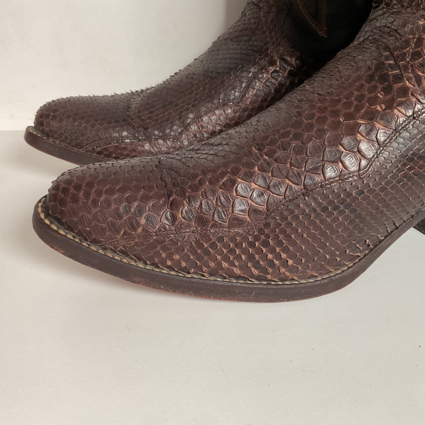 Vintage Dan Post Brown Front Cut Python Cowboy Boots 9.5 D Snakeskin USA Made