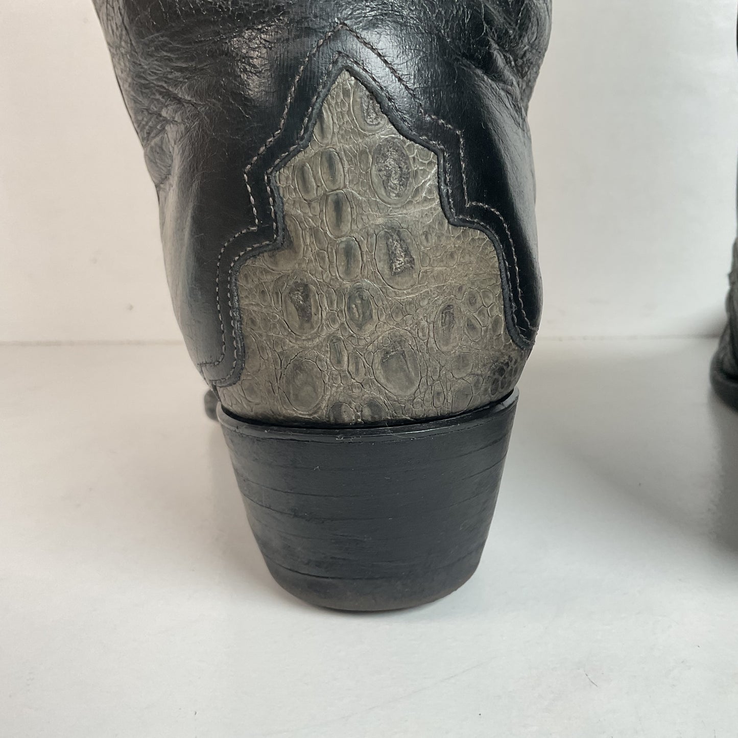 Vintage Larry Mahan Hornback Lizard Cowboy Boots 9.5 D Triad Thrashed HBL
