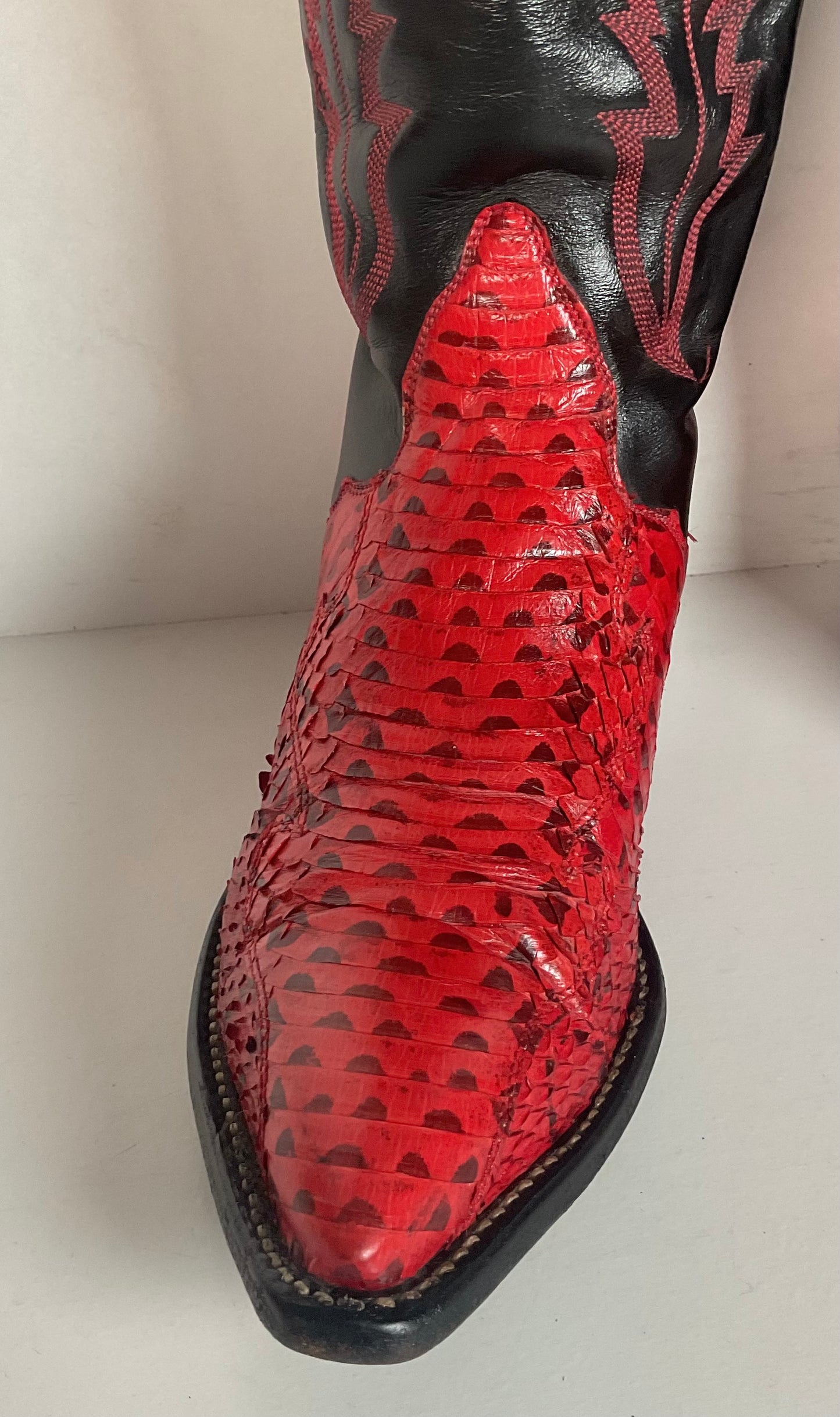 Tony Lama Tall Red Viper Snakeskin Cowgirl Boots 6 M Thieves Market