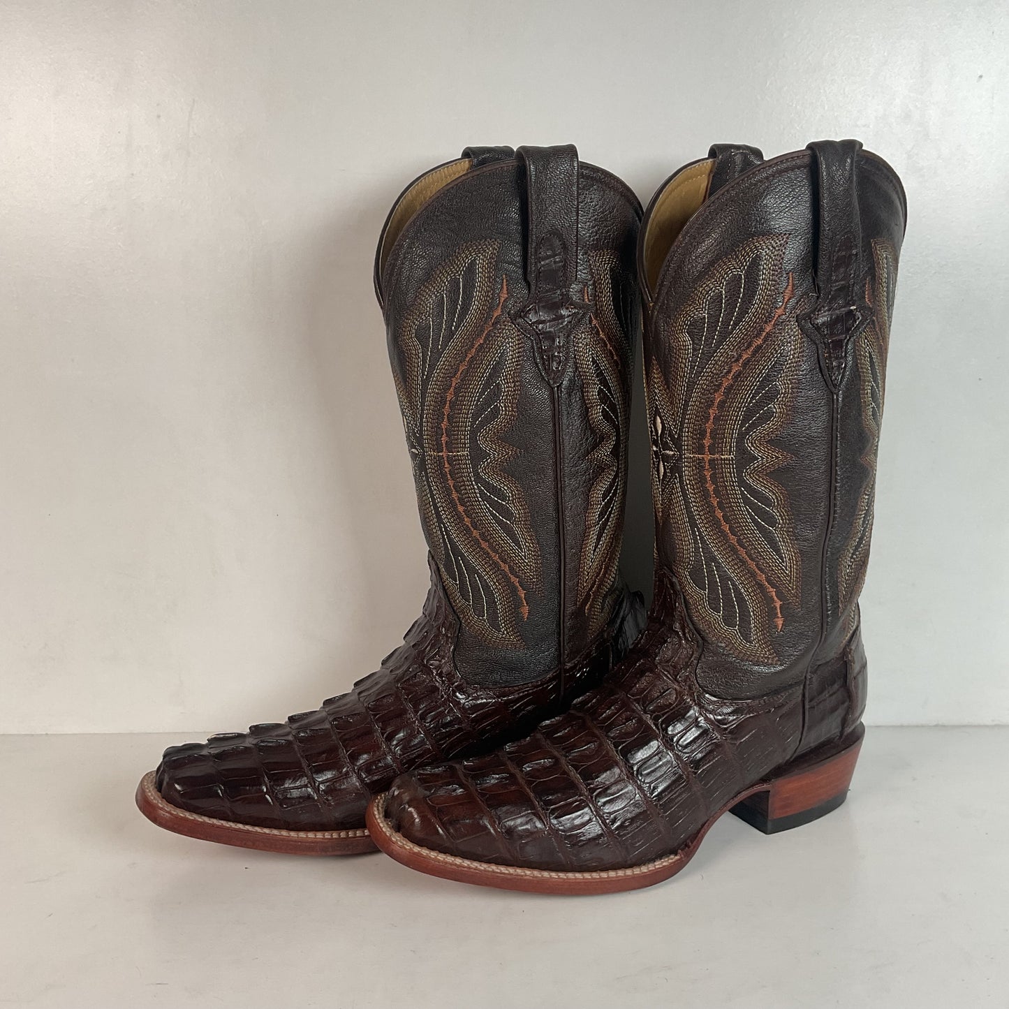 Ferrini Exotic Hornback Caiman Crocodile Cowboy Boots 9 EE Square Toe