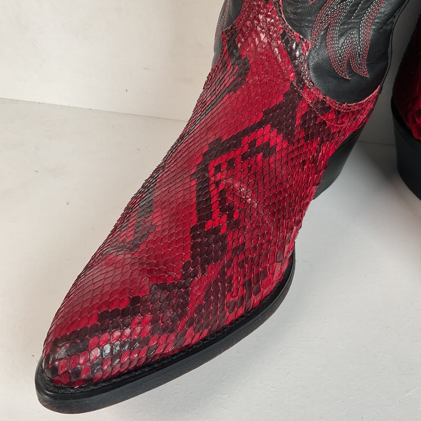 Vintage Red Python Snakeskin Cowboy Boots 11 D USA Made Front Cut