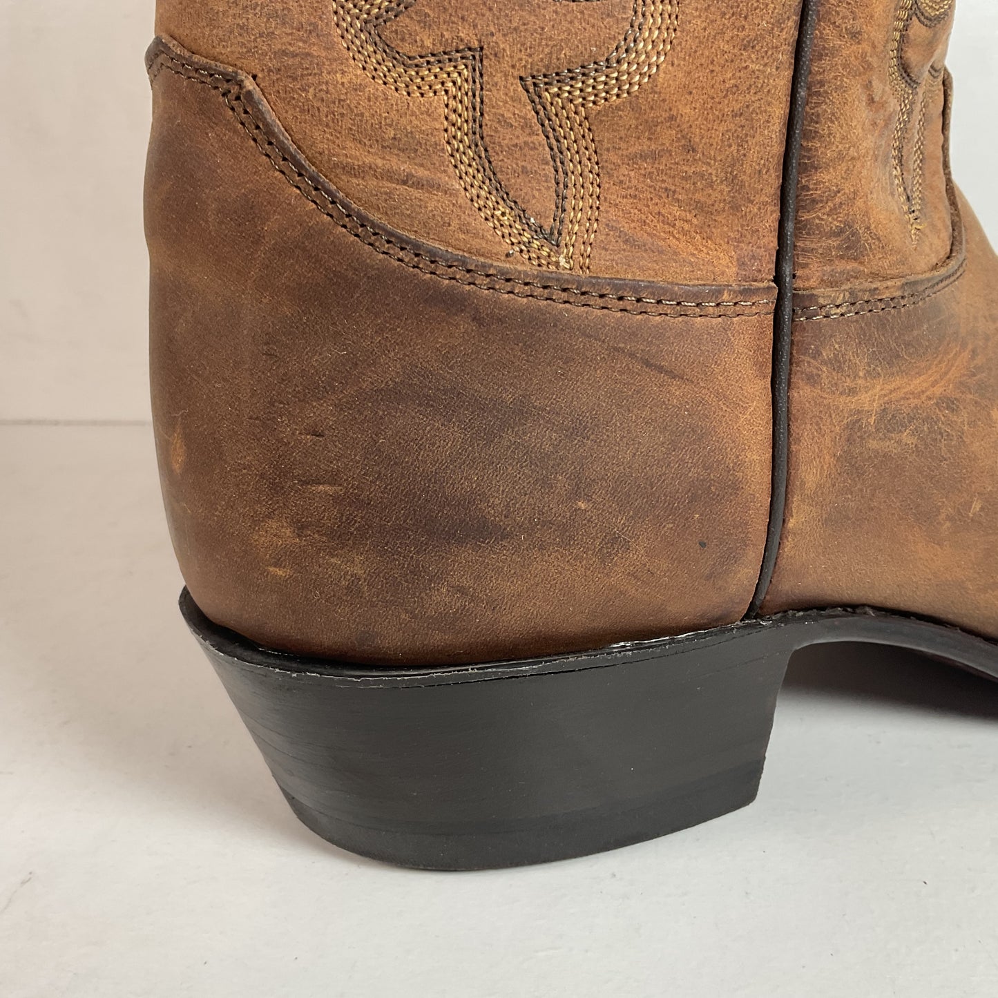 Vintage Justin Bay Apache Cowboy Boots 12 EE USA Made