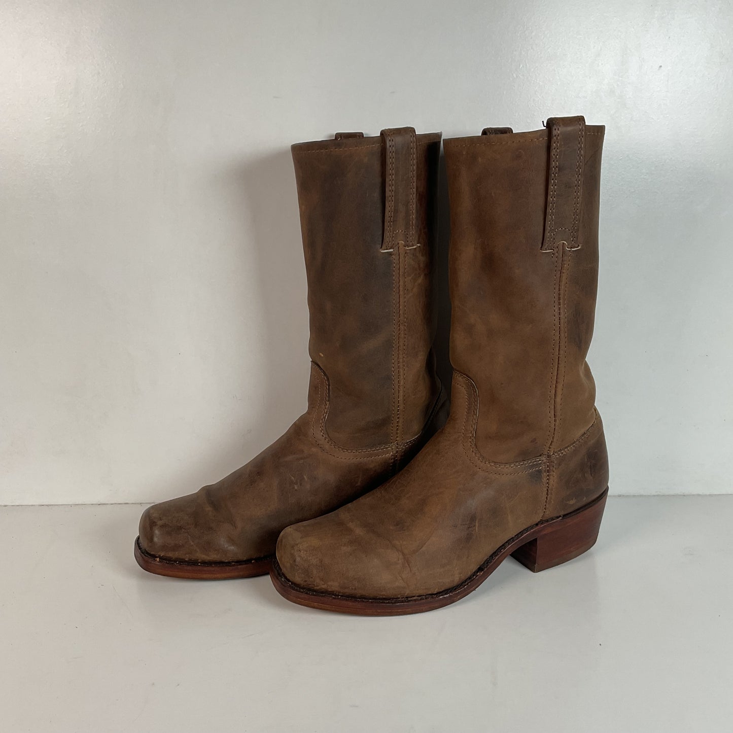 Frye Men’s Cavalry Square Toe Pull On Boots 10 M Distressed Style Recrafted