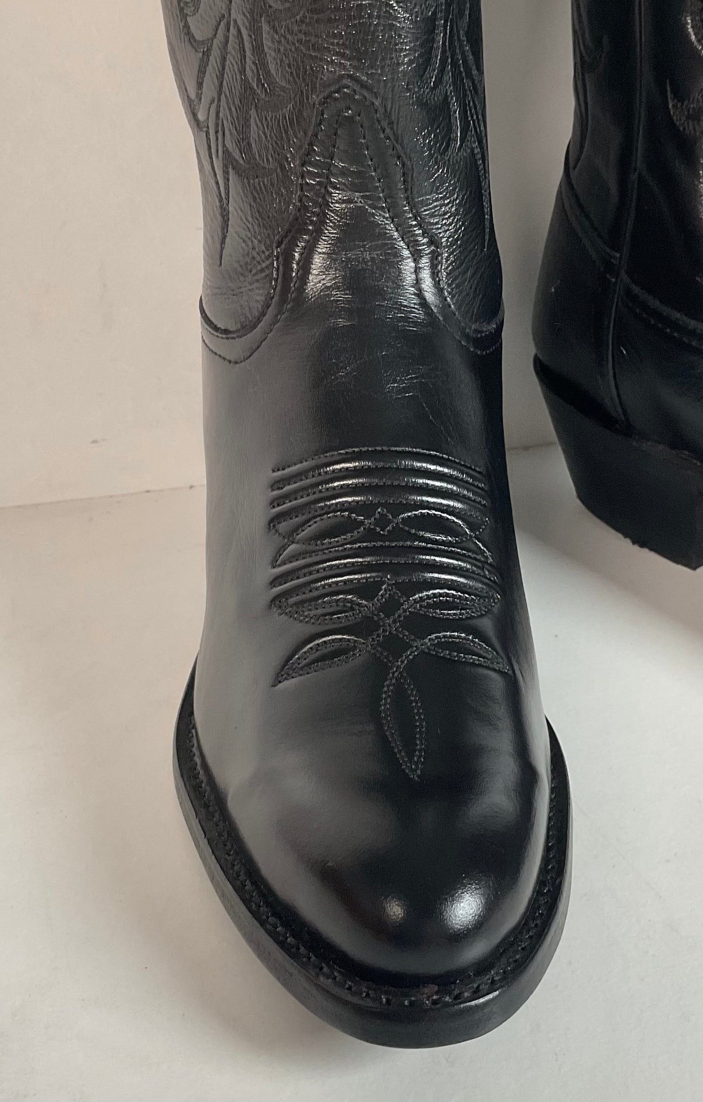 Tony Lama Longhorn Cowgirl Boots | Black Calf | Original Box | Women’s 6 M