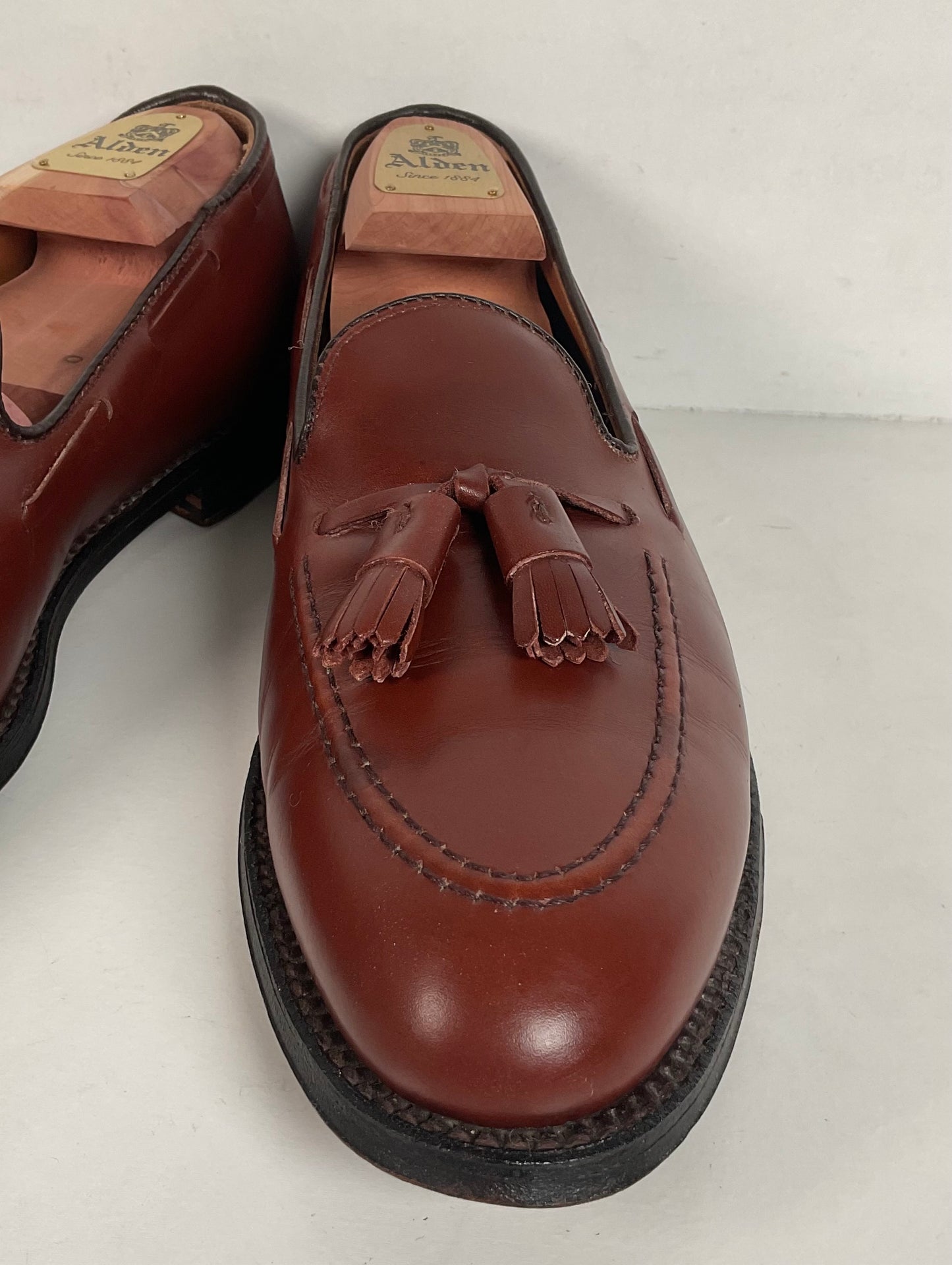 Alden Tassel Moccasin Loafer | Walnut Calfskin | Extra Narrow | 11 A
