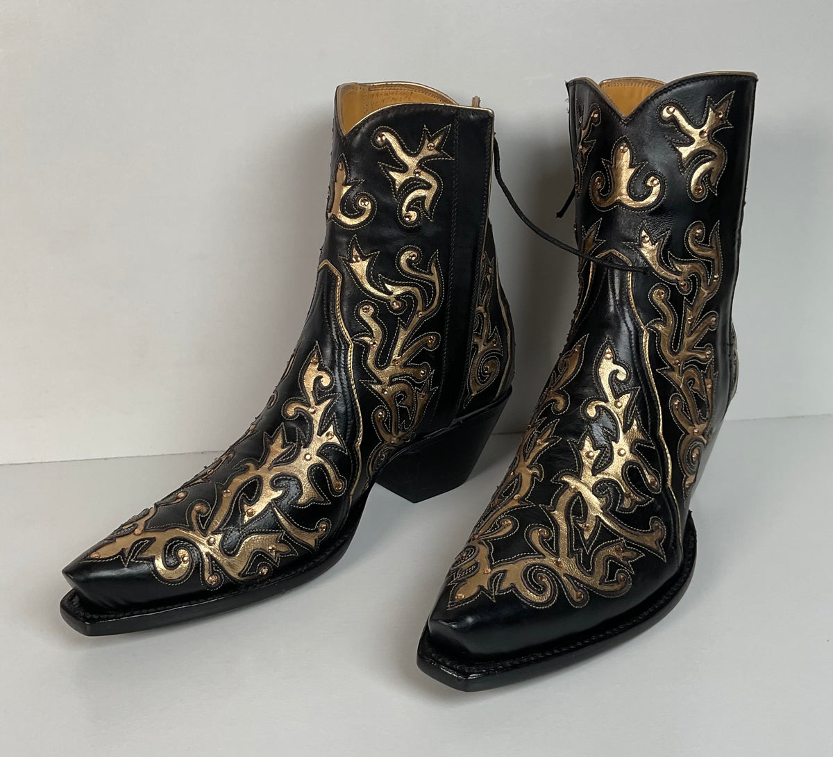 Back at the Ranch Western Zip Cowgirl Boots | Custom | Priscilla Crystals | 7.5