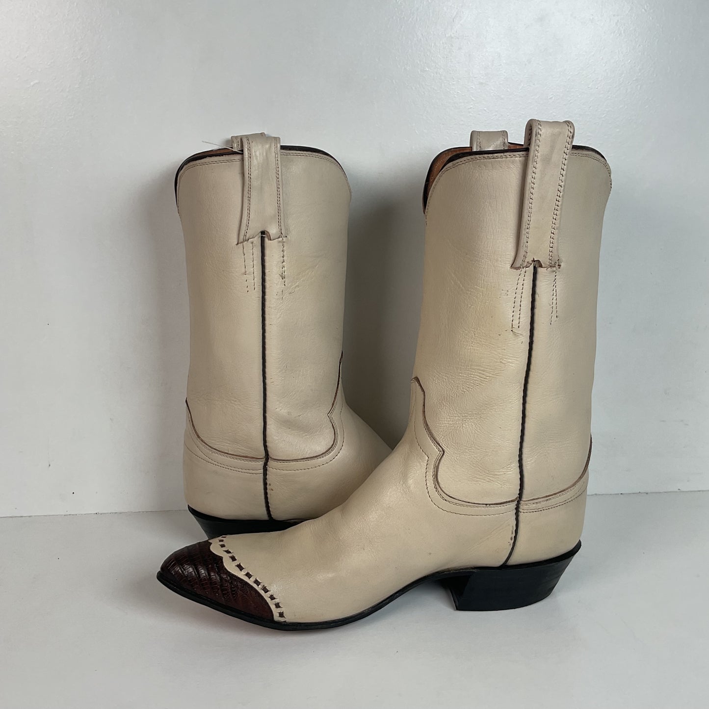 Vintage 1960s Cowtown Lizard Wingtip Cowboy Boots Men’s 8.5 A | Women’s 10