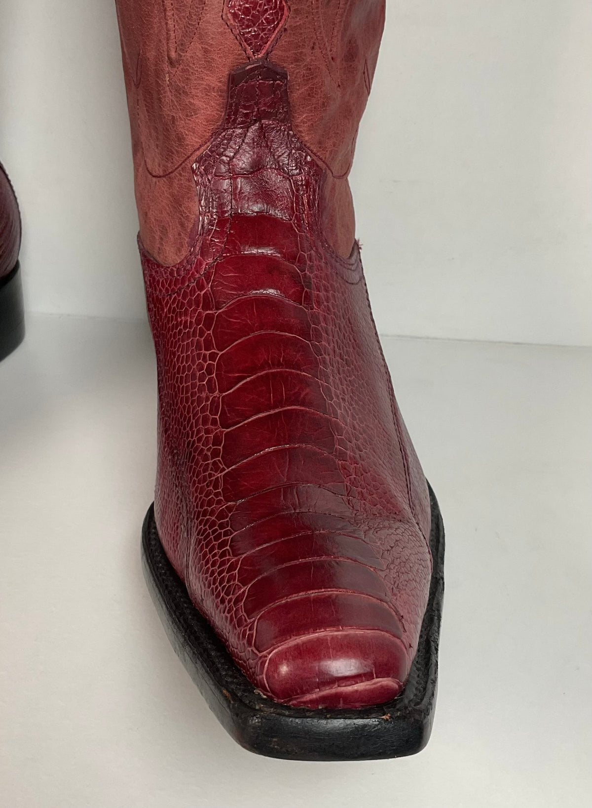 Montana Ostrich Leg Cowboy Boots | Exotic | Tooled Inlay | Men’s 6 | Women’s 7.5