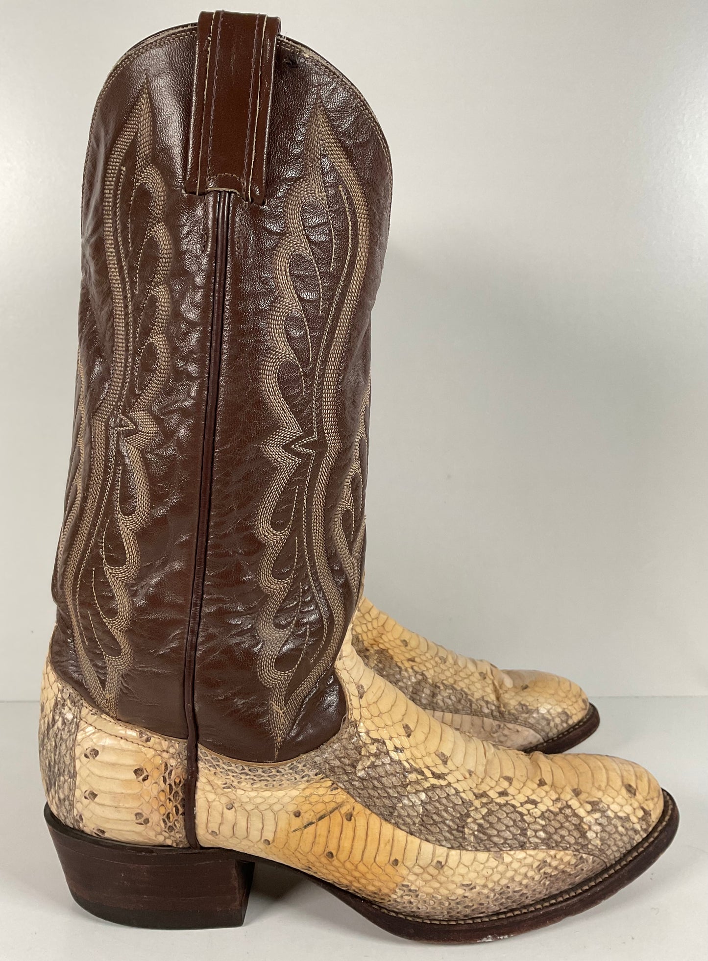 Vintage Tony Lama Water Snake Cowboy Boots 9 D Gold Label Snakeskin