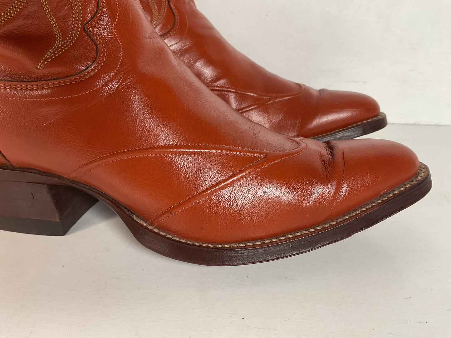 Vintage Justin Burnt Orange Cowgirl Boots 7 C USA Made