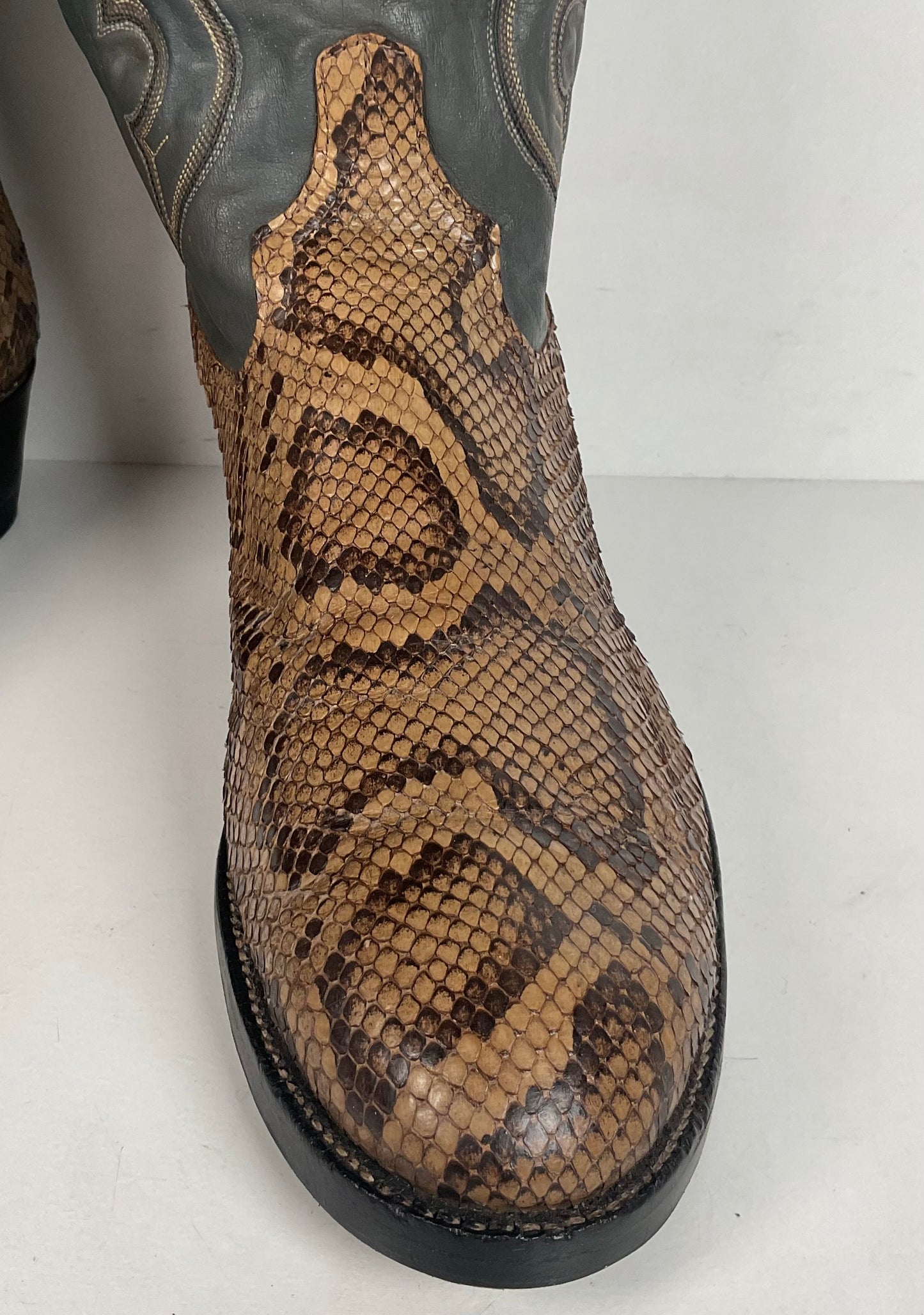 Vintage Larry Mahan Python Snakeskin Cowboy Boots | Reticulated | Men’s 12 D
