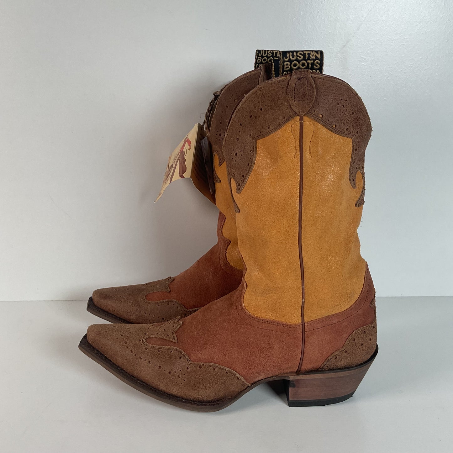 Justin Vintage Collection Cowgirl Boots | Crackle Suede | Retro | Women’s 10 B
