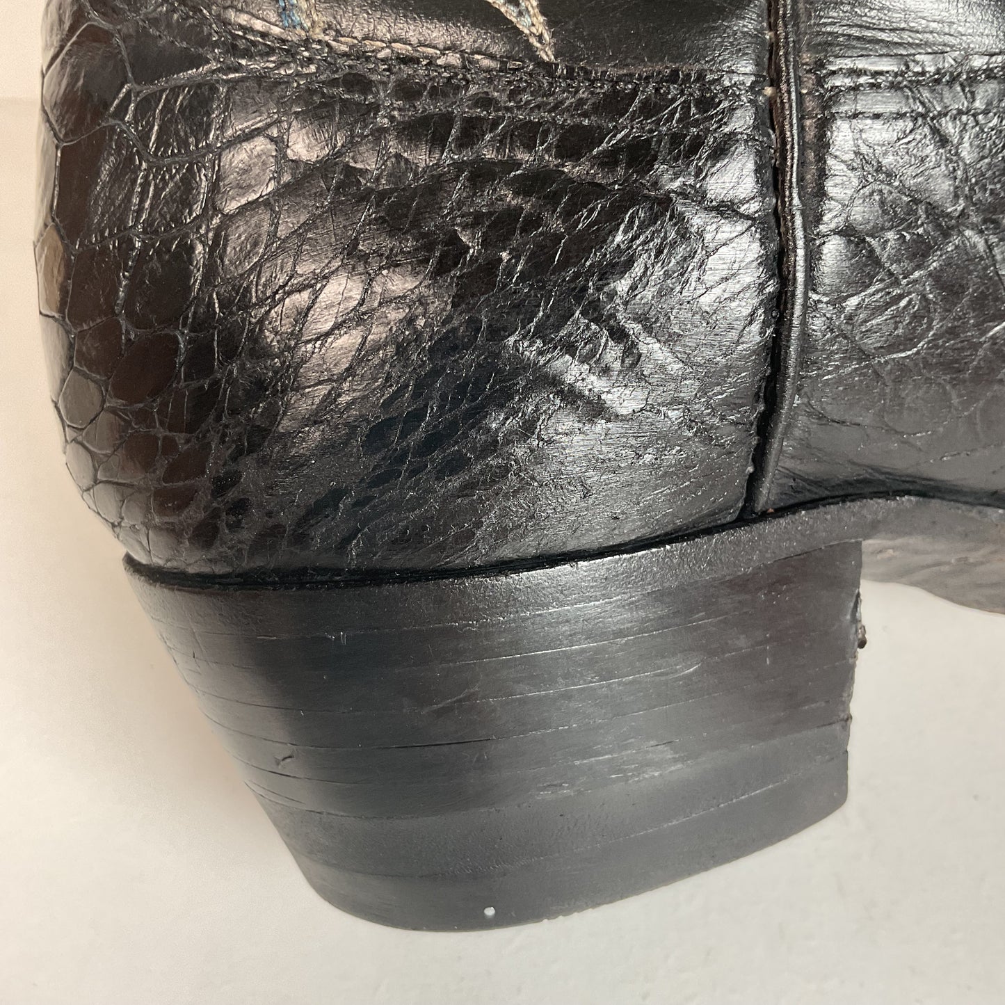 Vintage 1960s Justin Black Sea Turtle Cowboy Boots 10 D USA Made Fort Worth Label Pre-Ban