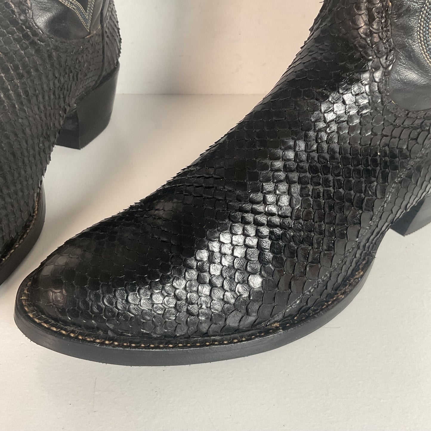 Vintage Tony Lama Anaconda Cowboy Boots | Snakeskin | Gold Label | Exotic | 9 D